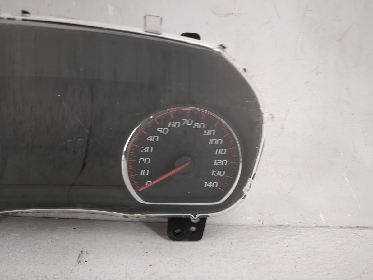 2016 Gmc Yukon Instrument Cluster Speedometer Gauges P/N:23400434 813075439 Miles:116K Fits OEM Used Auto Parts - Oemusedaut