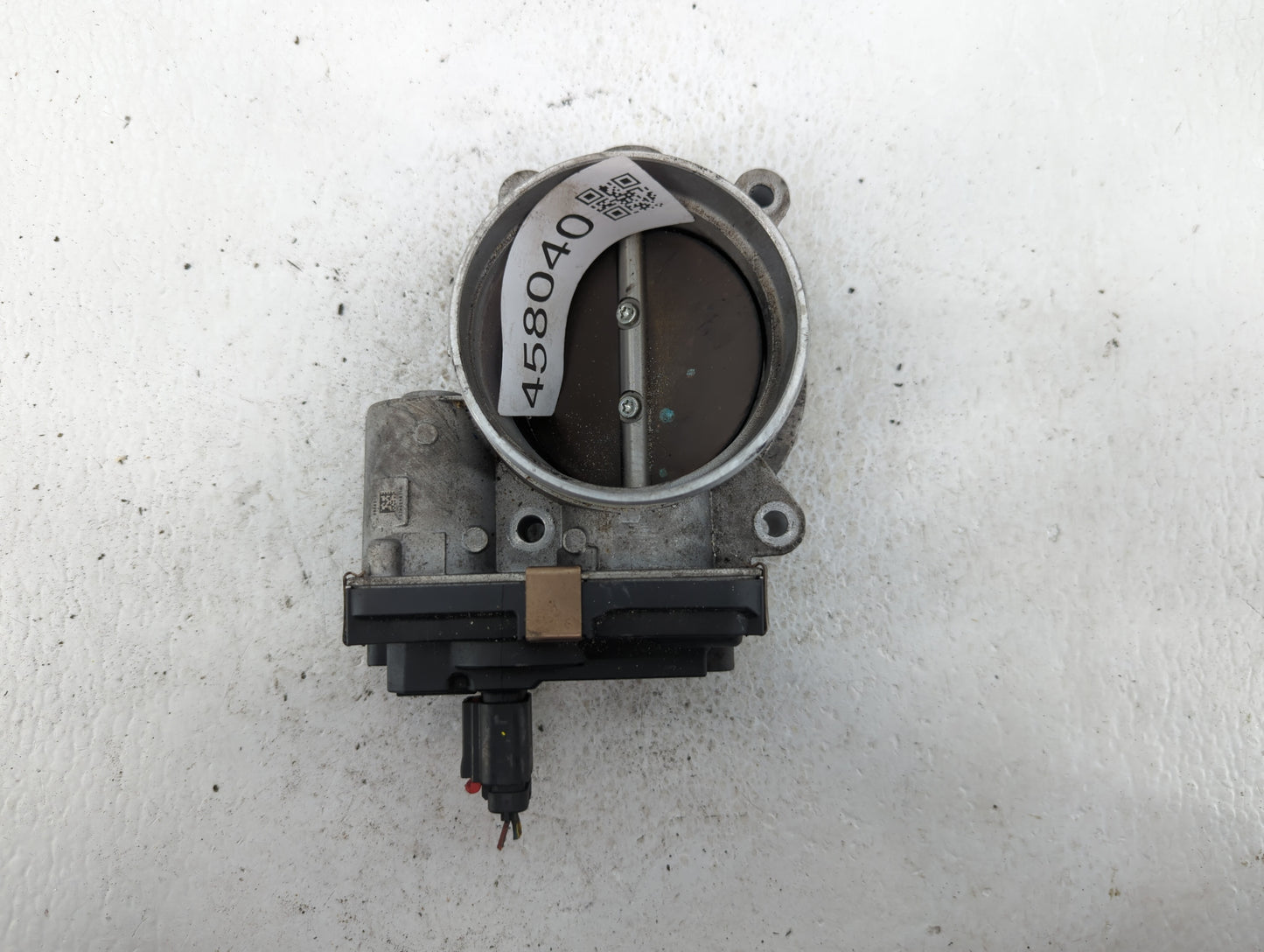 2015-2022 Gmc Yukon Throttle Body P/N:12617792 12678224 Fits Fits 2014 2015 2016 2017 2018 2019 2020 2021 2022 OEM Used Auto