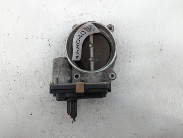 2015-2022 Gmc Yukon Throttle Body P/N:12617792 12678224 Fits Fits 2014 2015 2016 2017 2018 2019 2020 2021 2022 OEM Used Auto