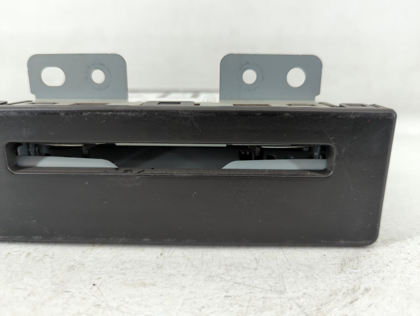 2015-2016 Gmc Yukon Radio AM FM Cd Player Receiver Replacement P/N:13594480 23395933 Fits Fits 2015 2016 2017 2018 2019 2020
