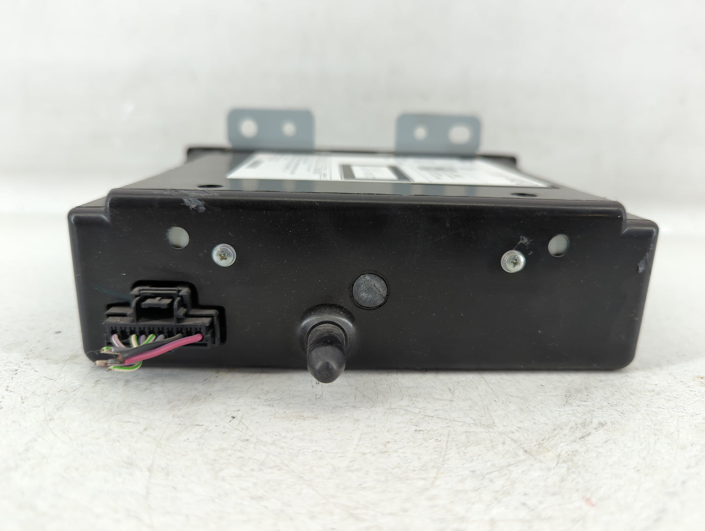 2015-2016 Gmc Yukon Radio AM FM Cd Player Receiver Replacement P/N:13594480 23395933 Fits Fits 2015 2016 2017 2018 2019 2020