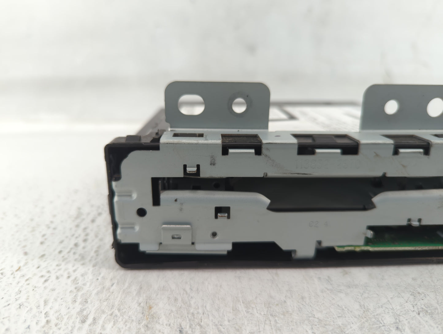 2015-2016 Gmc Yukon Am Fm Cd Player Radio Receiver - Oemusedautoparts1.com