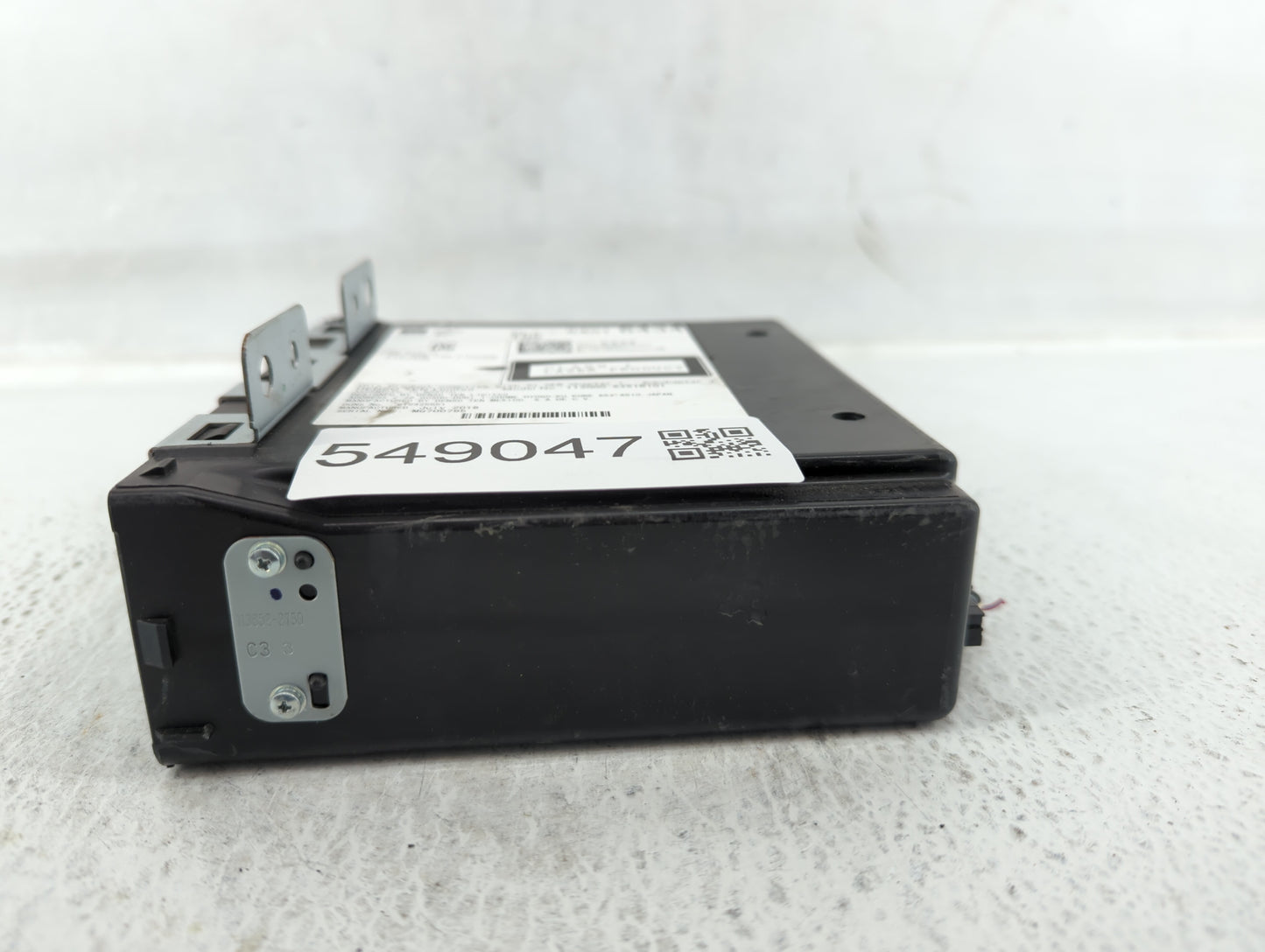 2015-2016 Gmc Yukon Am Fm Cd Player Radio Receiver - Oemusedautoparts1.com