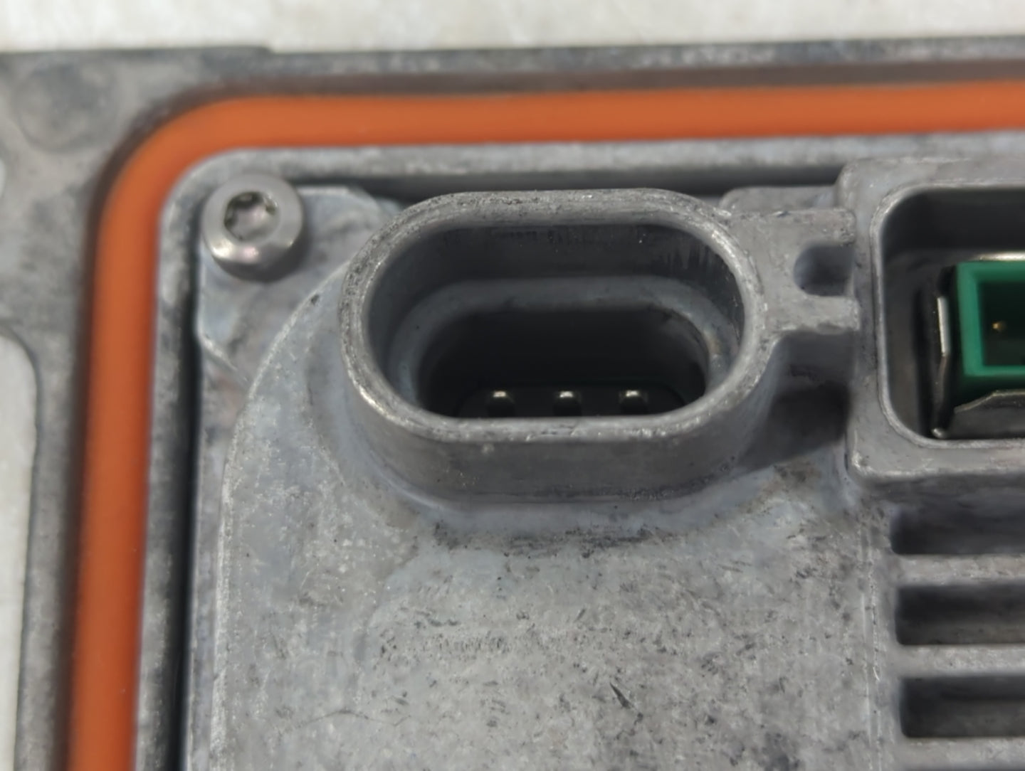 2016-2016 Gmc Yukon Headlight Ballast Head Light - Oemusedautoparts1.com