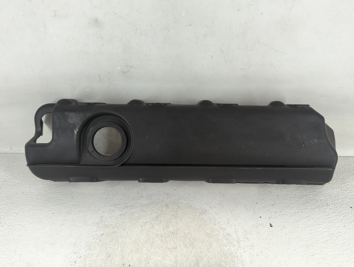 2016 Gmc Yukon Engine Cover - Oemusedautoparts1.com