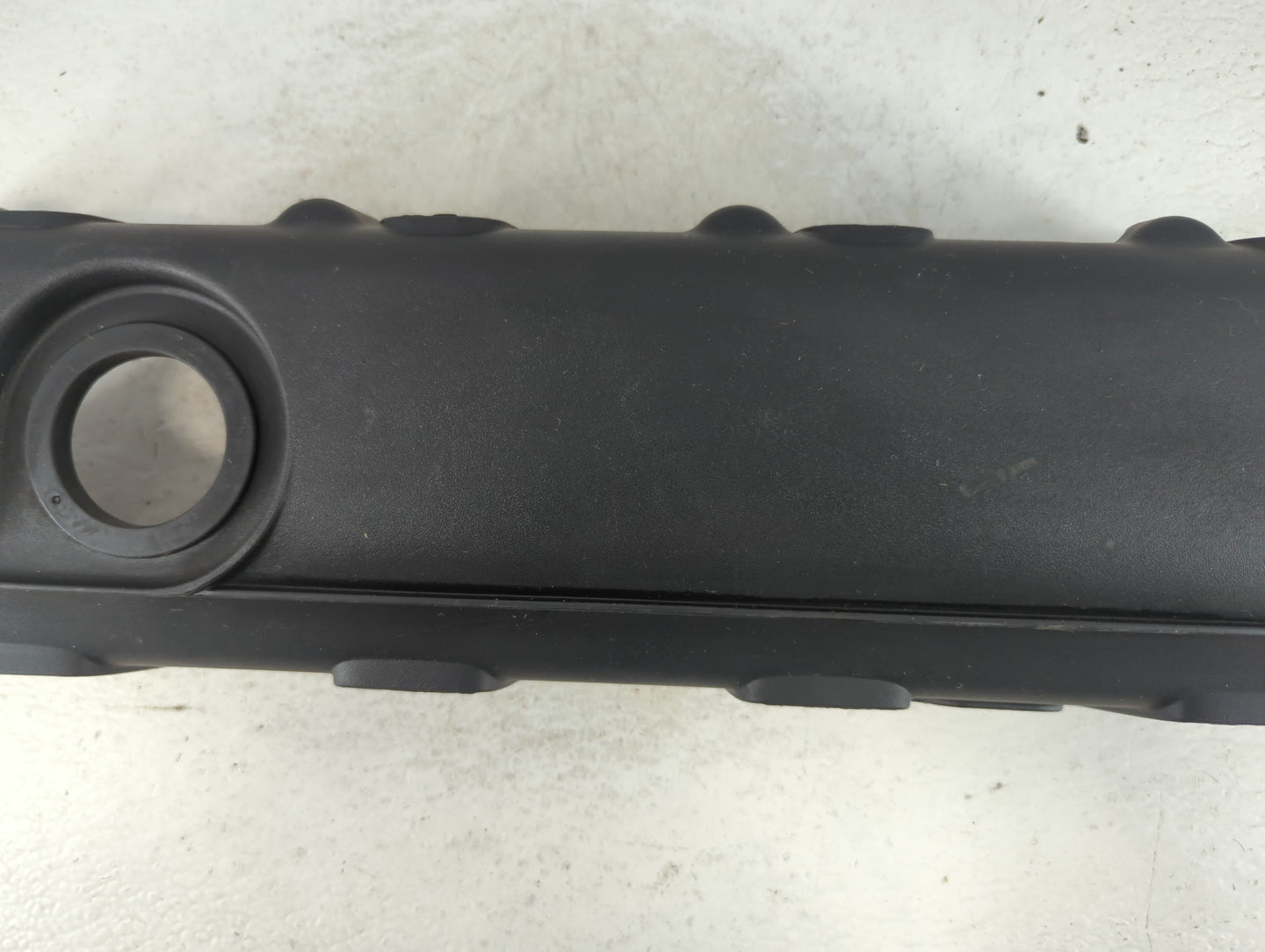 2016 Gmc Yukon Engine Cover - Oemusedautoparts1.com