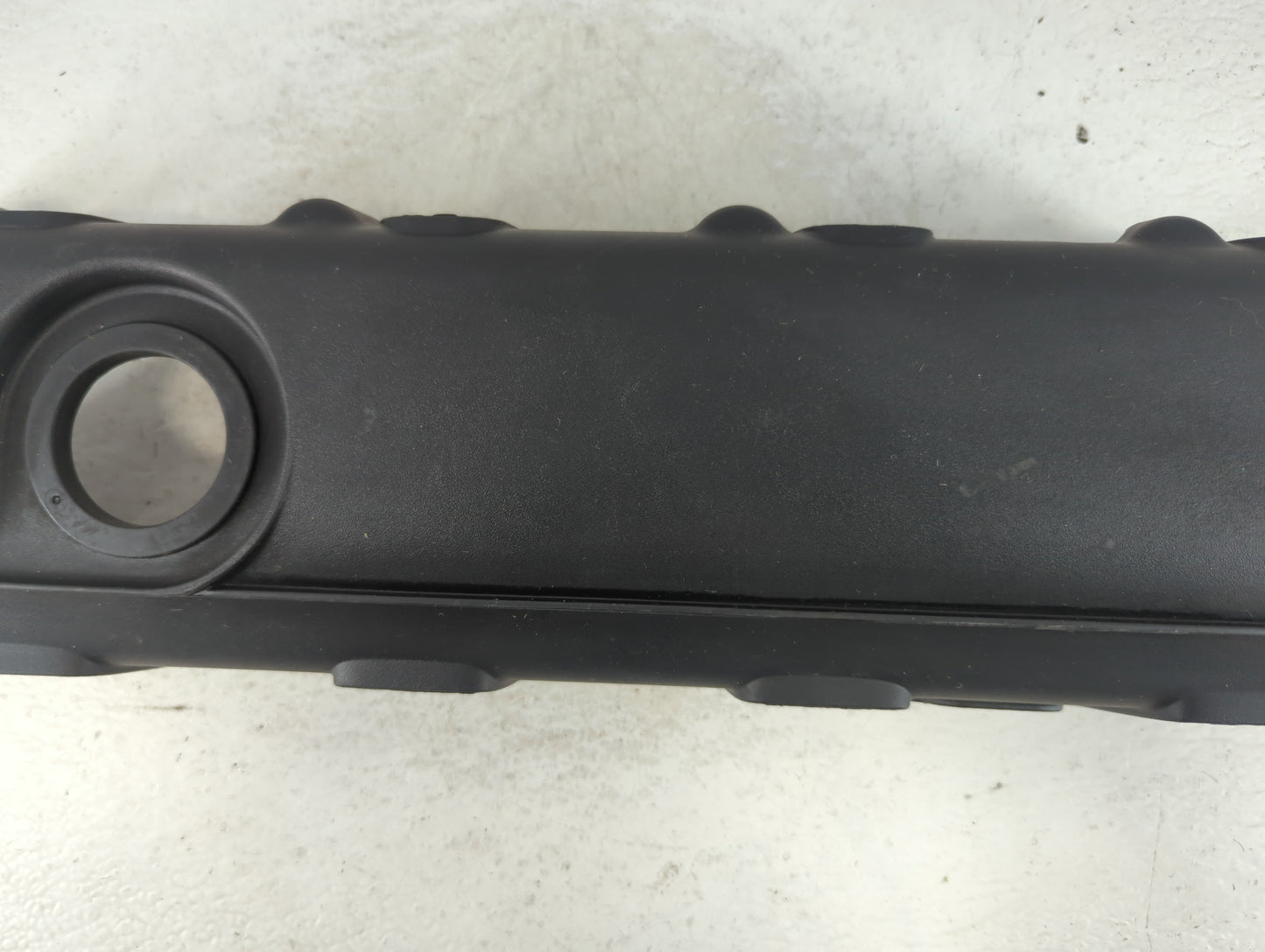 2016 Gmc Yukon Engine Cover - Oemusedautoparts1.com