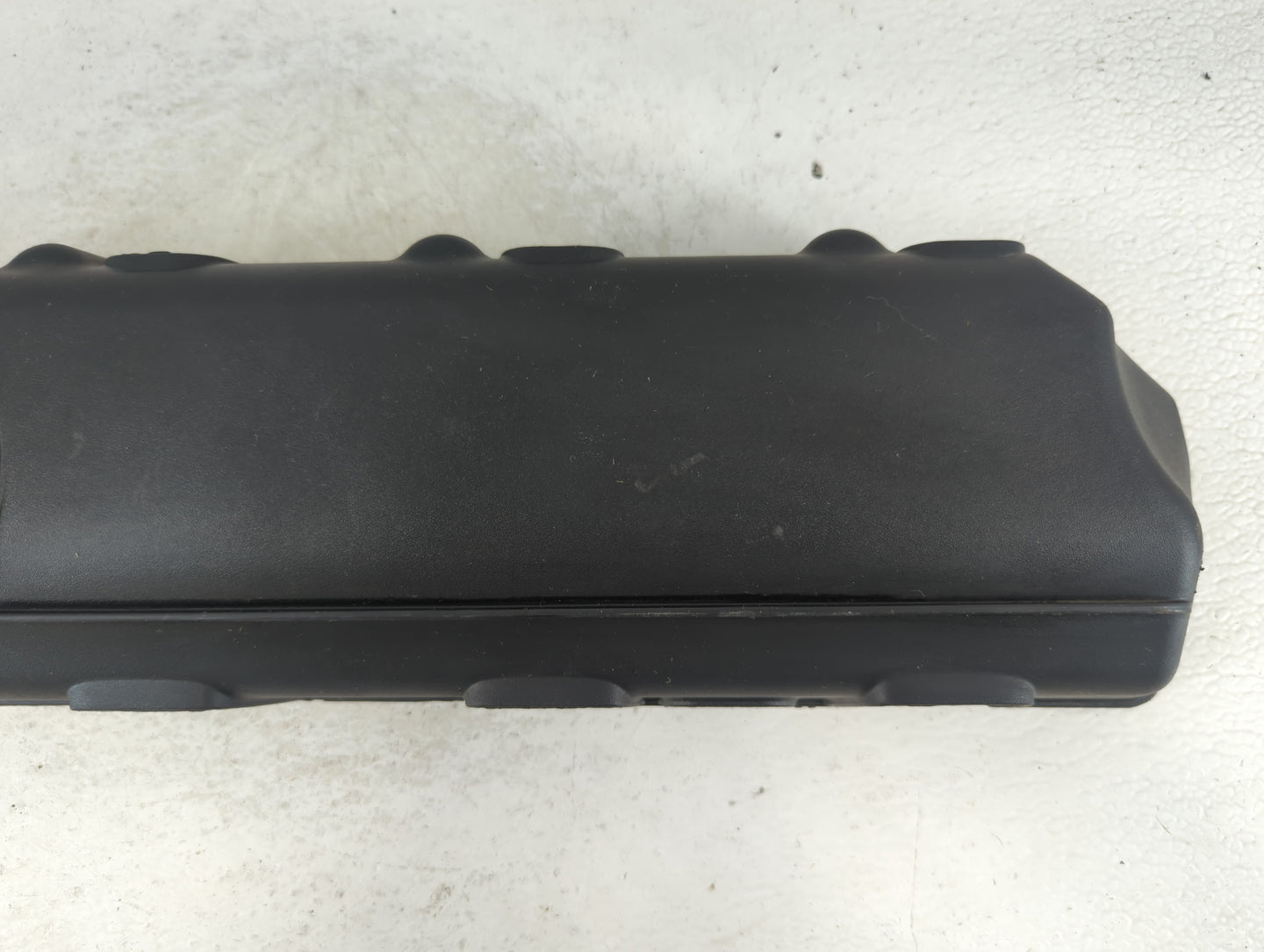 2016 Gmc Yukon Engine Cover - Oemusedautoparts1.com