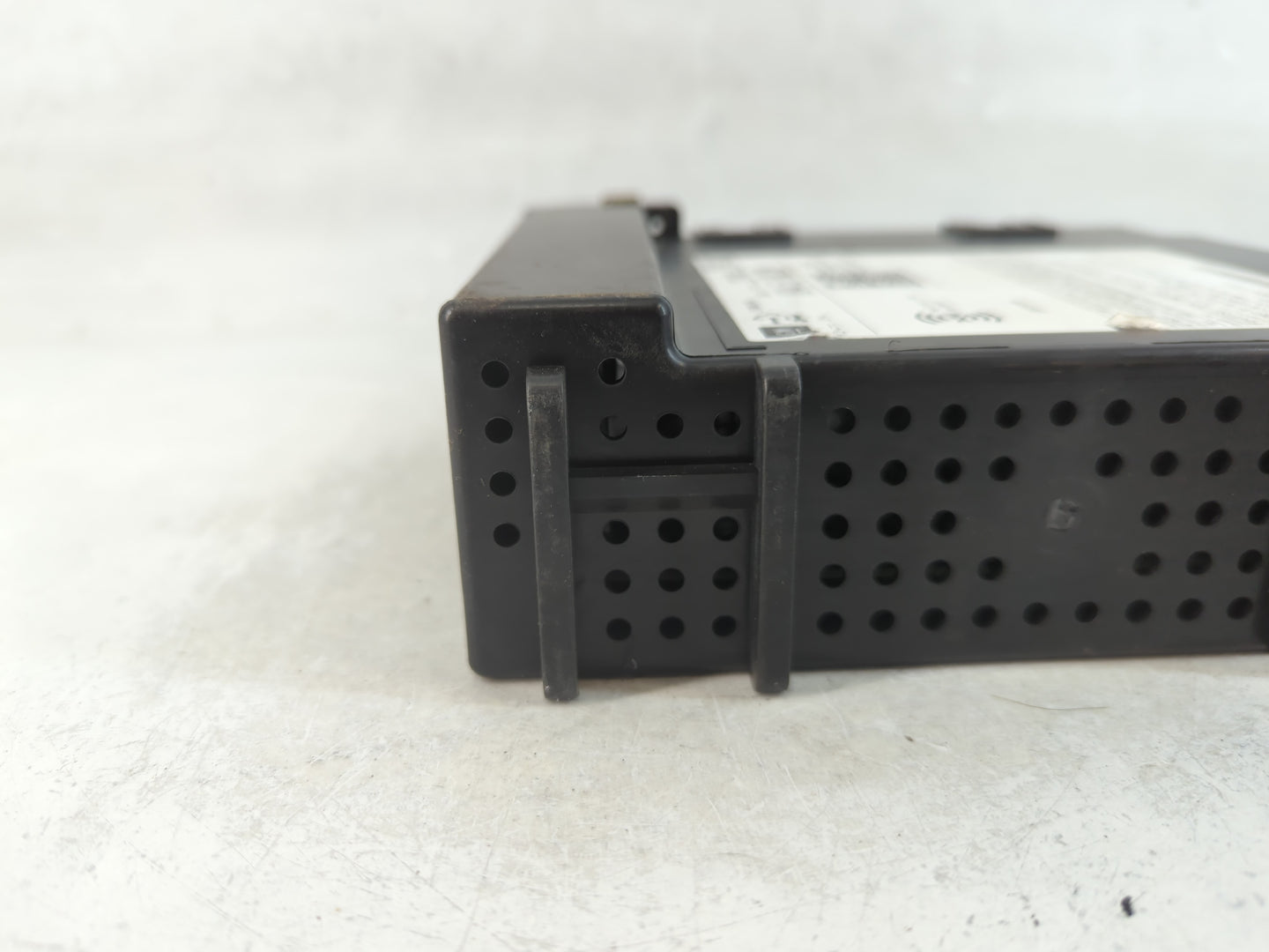 2016 Gmc Yukon Radio AM FM Cd Player Receiver Replacement P/N:23402903 Fits Fits 2017 OEM Used Auto Parts - Oemusedautoparts