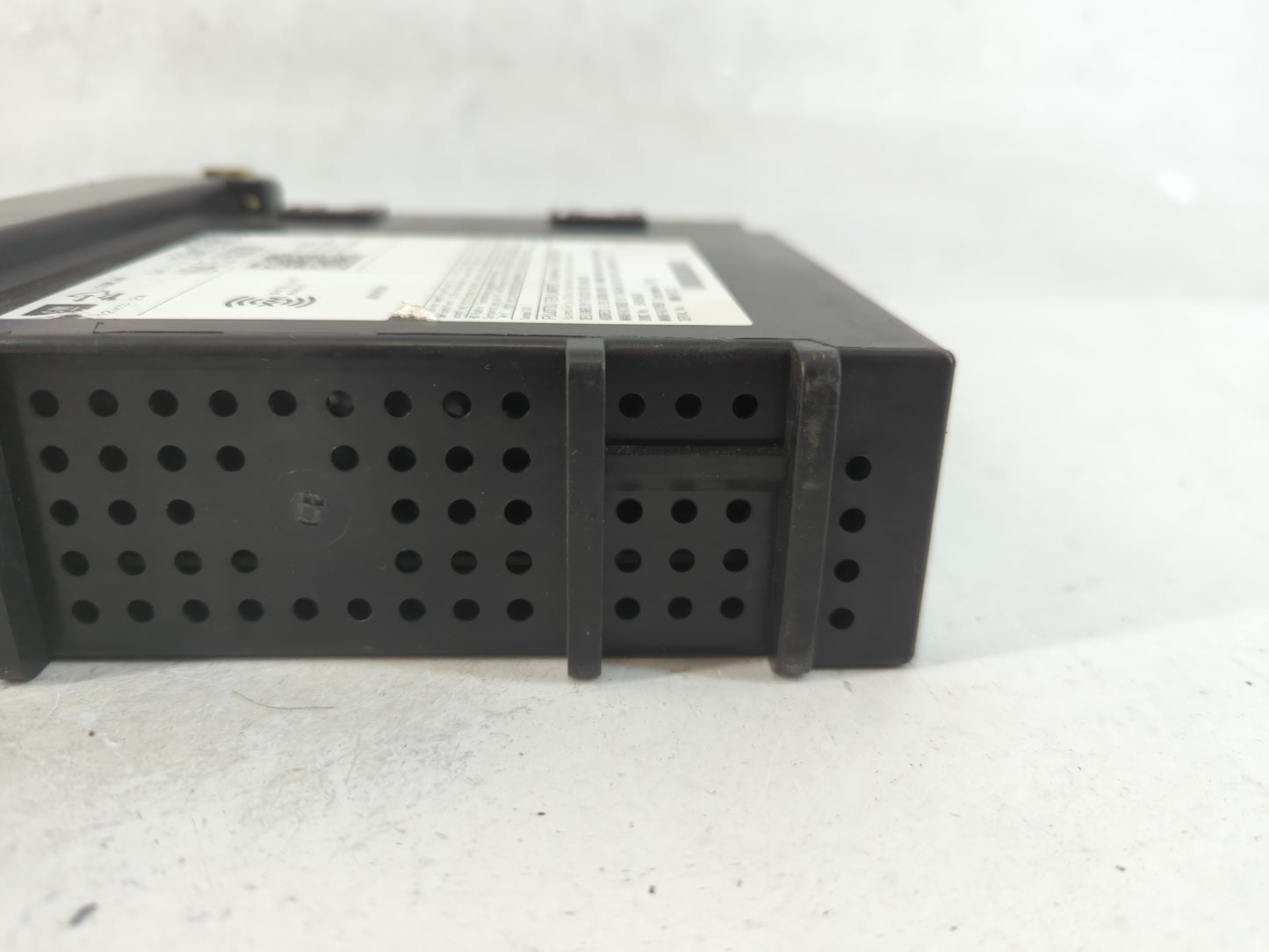 2016 Gmc Yukon Radio AM FM Cd Player Receiver Replacement P/N:23402903 Fits Fits 2017 OEM Used Auto Parts - Oemusedautoparts