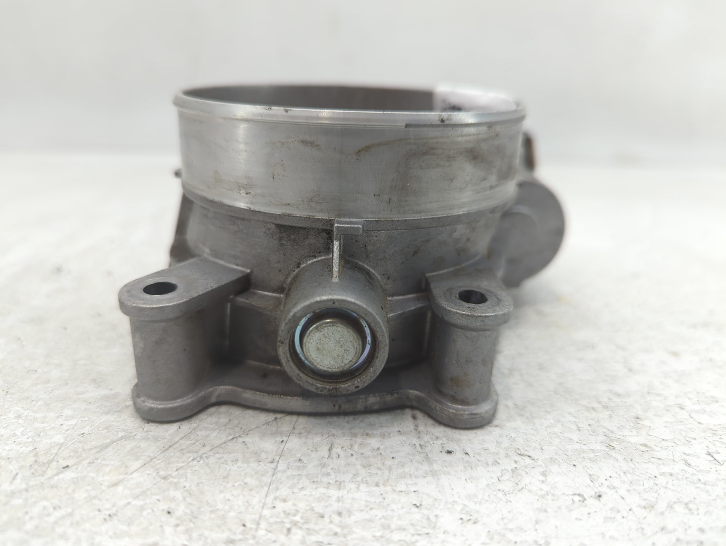 2016 Gmc Yukon Xl Throttle Body P/N:12620263 Fits Fits 2014 2015 2017 2018 2019 2020 2021 2022 OEM Used Auto Parts - Oemused