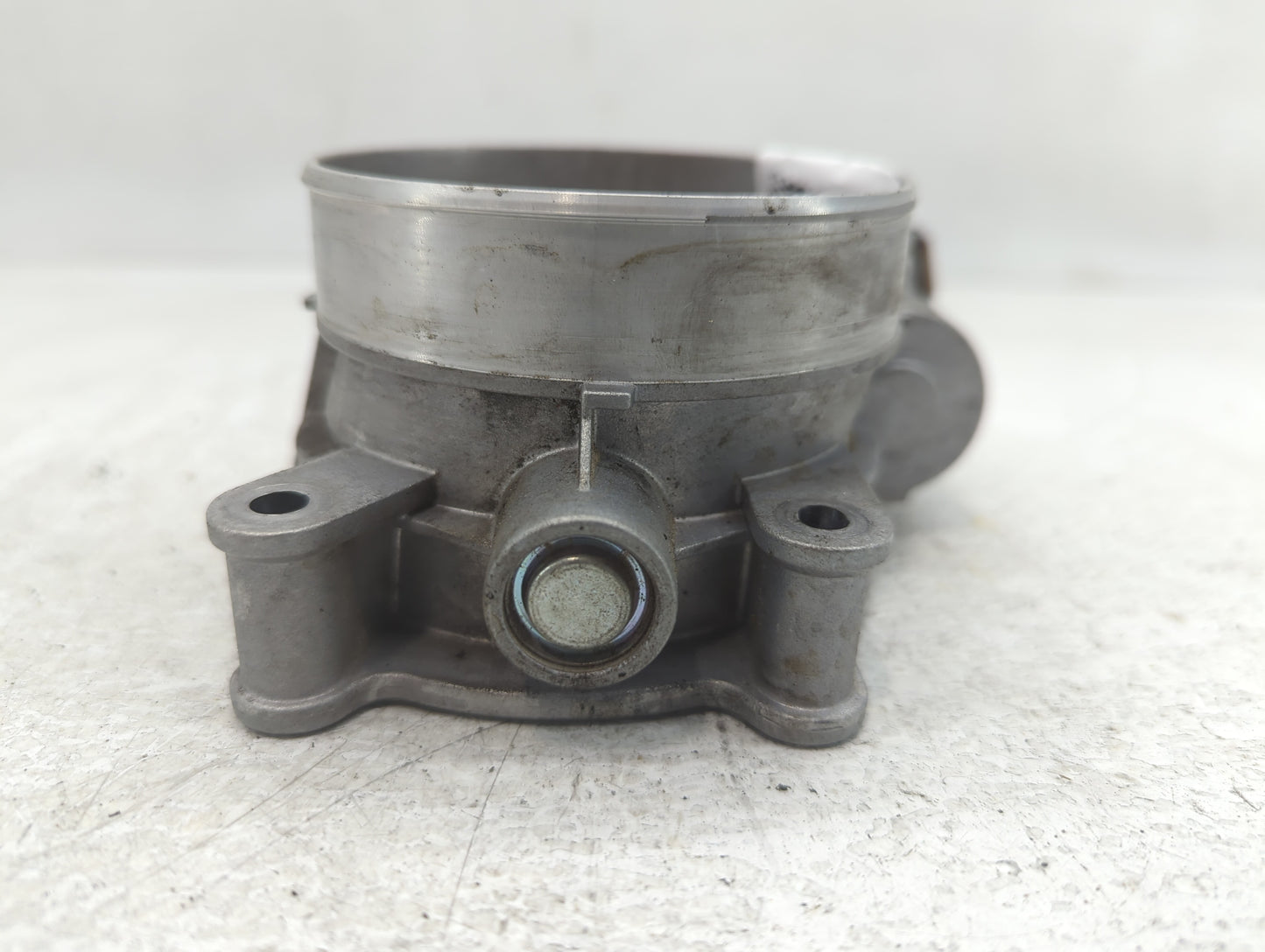 2016 Gmc Yukon Xl Throttle Body P/N:12620263 Fits Fits 2014 2015 2017 2018 2019 2020 2021 2022 OEM Used Auto Parts - Oemused