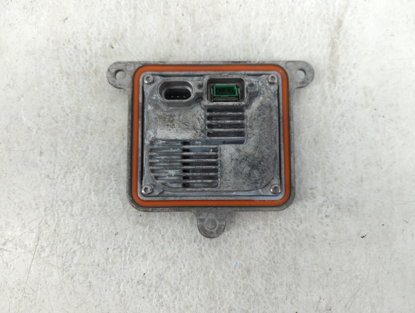 2016 Gmc Yukon Xl Headlight Ballast Head Light - Oemusedautoparts1.com