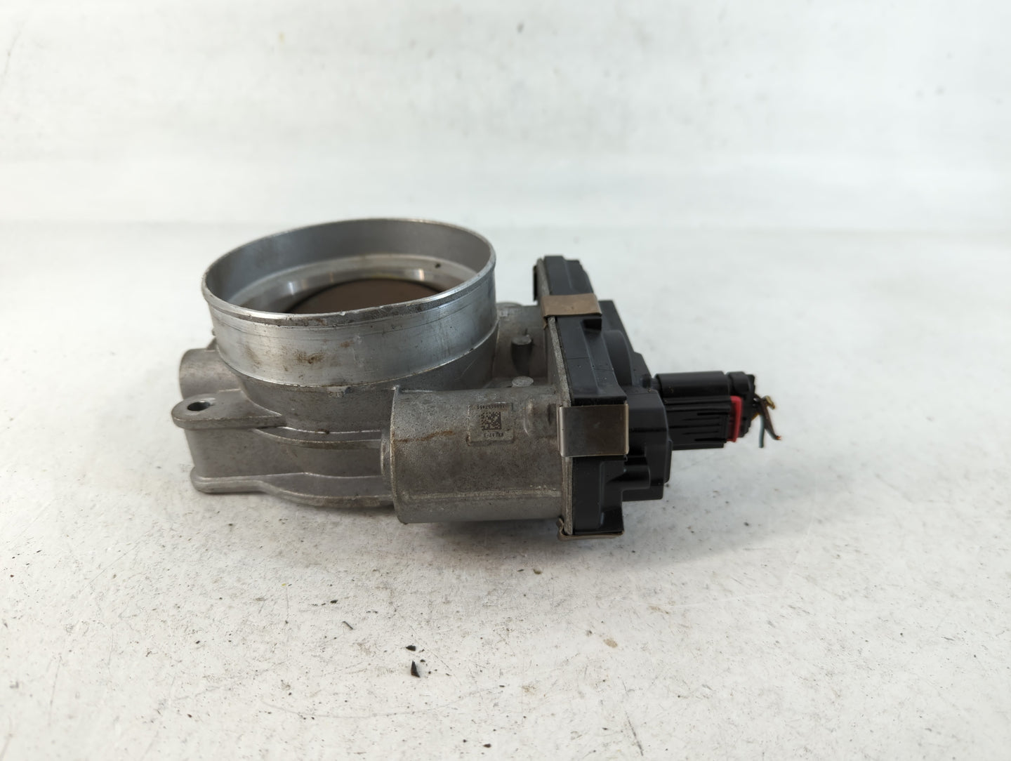 2016 Gmc Yukon Xl Throttle Body P/N:12620263 Fits Fits 2014 2015 2017 2018 2019 2020 2021 2022 OEM Used Auto Parts - Oemused