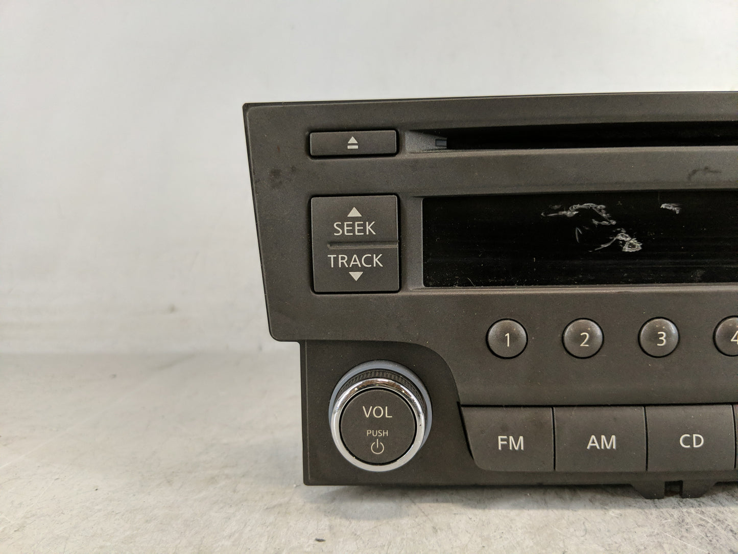 2016 Gmc Yukon Xl 1500 Radio AM FM Cd Player Receiver Replacement P/N:28185 3RA2A Fits OEM Used Auto Parts - Oemusedautopart