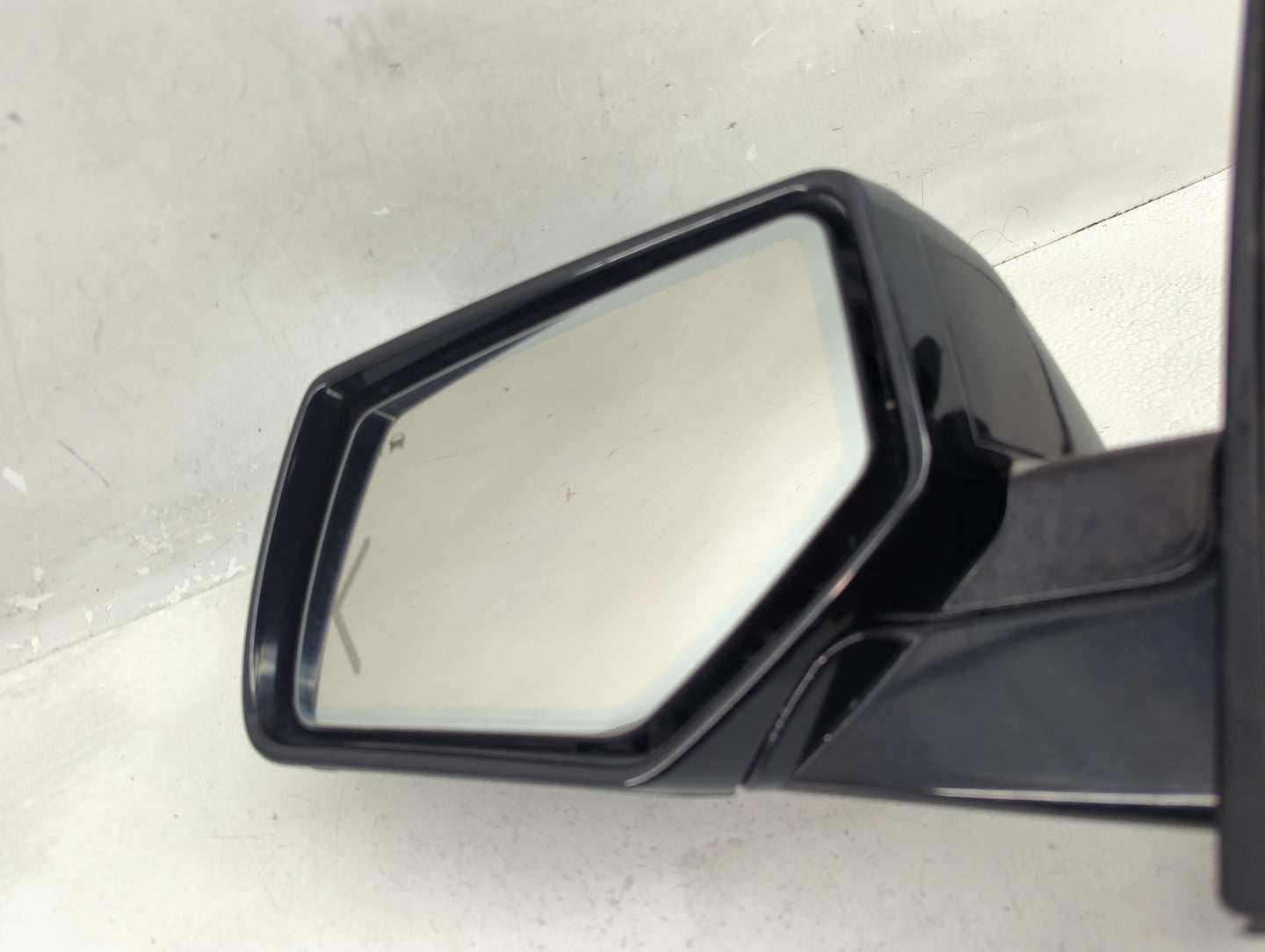 2016 Gmc Yukon Xl 1500 Side Mirror Replacement Driver Left View Door Mirror P/N:23385531 Fits Fits 2015 2017 2018 2019 2020 