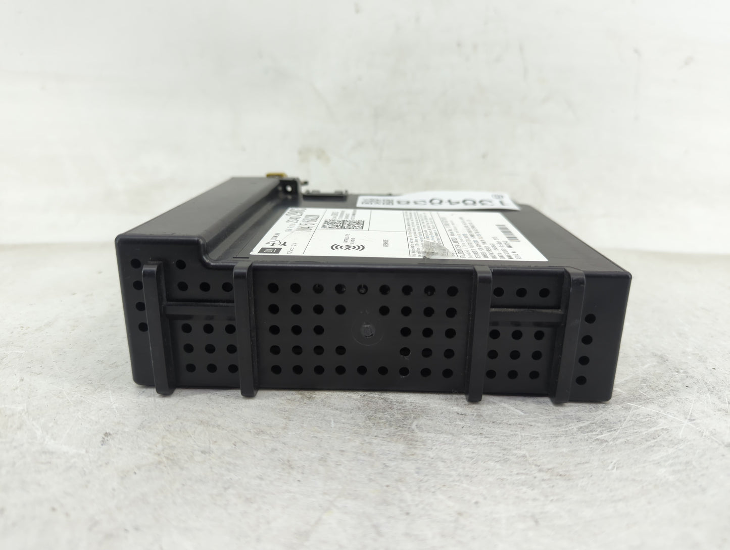 2016 Gmc Yukon Xl 1500 Radio AM FM Cd Player Receiver Replacement P/N:654595453 23402903 Fits Fits 2017 OEM Used Auto Parts 
