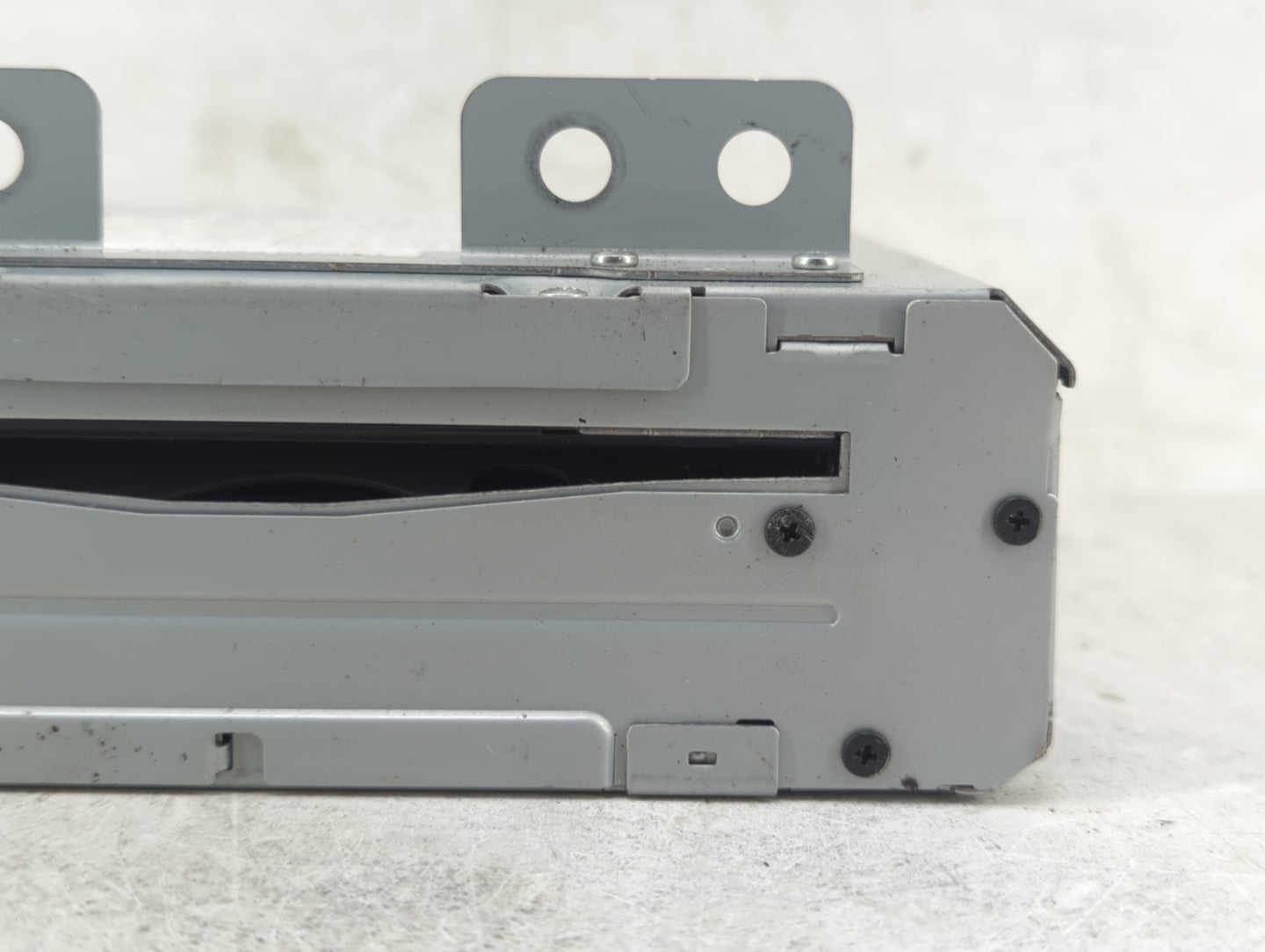 2016 Gmc Yukon Xl 1500 Radio AM FM Cd Player Receiver Replacement P/N:84214286 Fits Fits 2015 2017 2018 2019 2020 OEM Used A