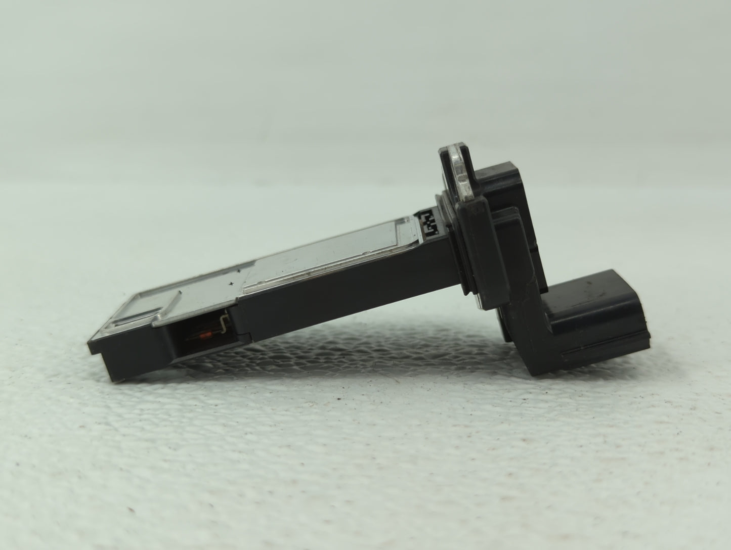 Gmc Yukon Xl 1500 Mass Air Flow Meter Maf - Oemusedautoparts1.com
