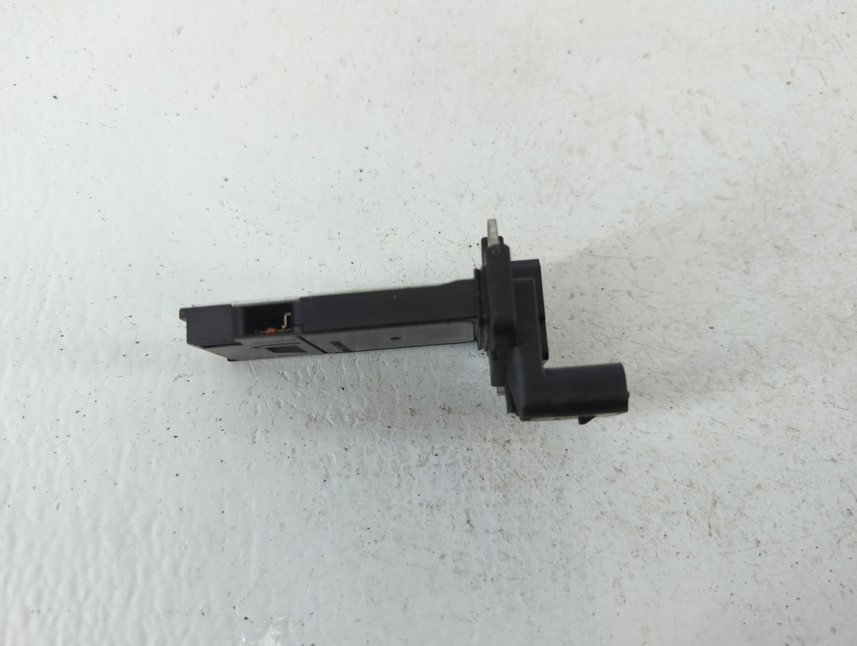 Gmc Yukon Xl 1500 Mass Air Flow Meter Maf Sensor 657633 - Oemusedautoparts1.com