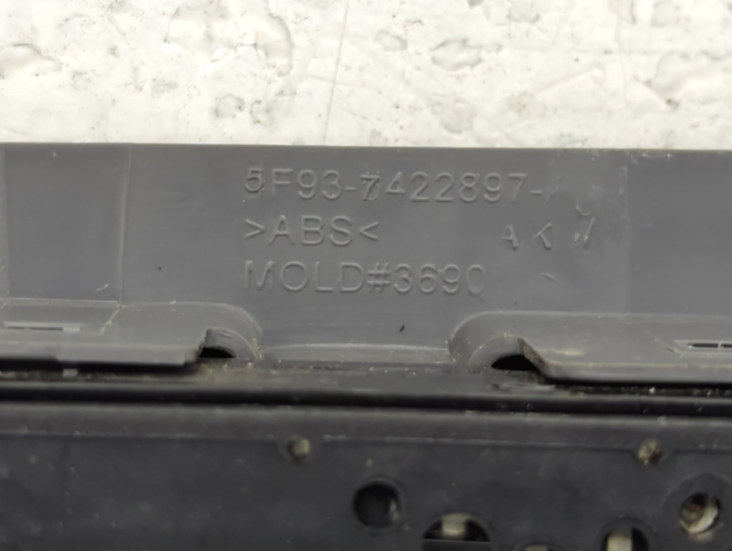2016 Gmc Yukon Xl 1500 Master Power Window Switch Replacement Driver Side Left P/N:5F93-7422897 Fits Fits 2015 2017 2018 201