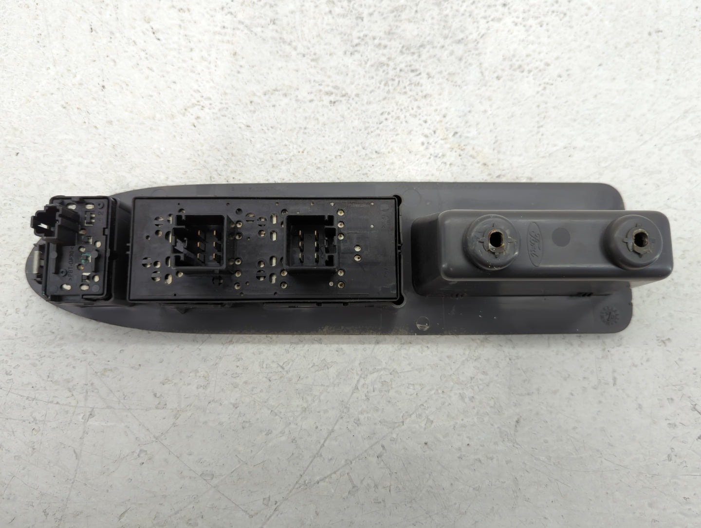2016 Gmc Yukon Xl 1500 Master Power Window Switch Replacement Driver Side Left P/N:5F93-7422897 Fits Fits 2015 2017 2018 201