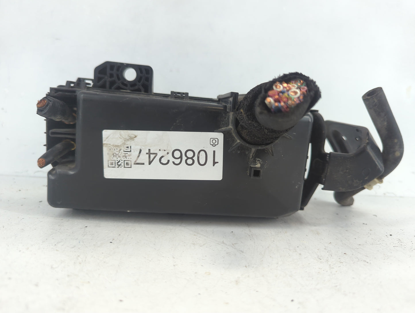 2016 Honda Accord Fusebox Fuse Box Panel Relay Module P/N:03E8F0090 Fits OEM Used Auto Parts - Oemusedautoparts1.com