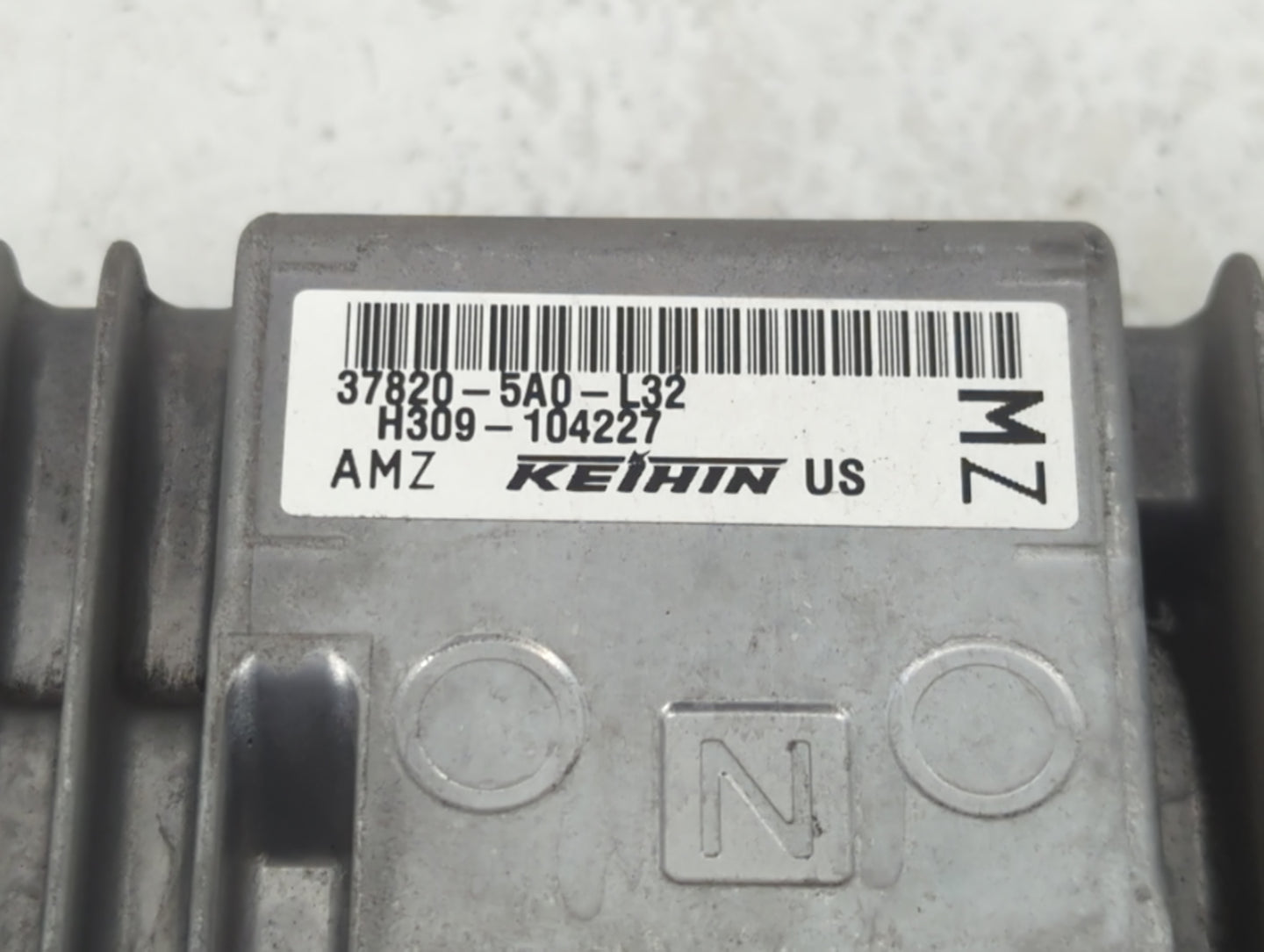 2016-2017 Honda Accord PCM Engine Control Computer ECU ECM PCU OEM P/N:37820-5A0-L32 37820-5A0-L34 Fits Fits 2016 2017 OEM U