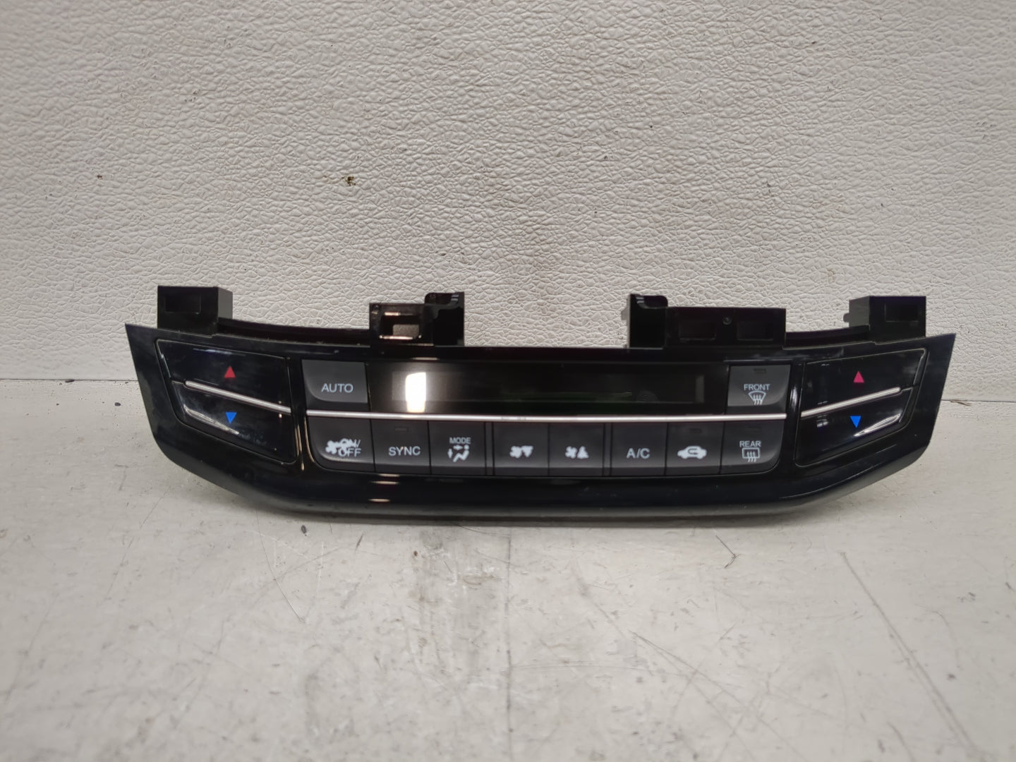 2016-2017 Honda Accord Climate Control Module Temperature AC/Heater Replacement P/N:79600 T2F A711 M1 Fits Fits 2016 2017 OE