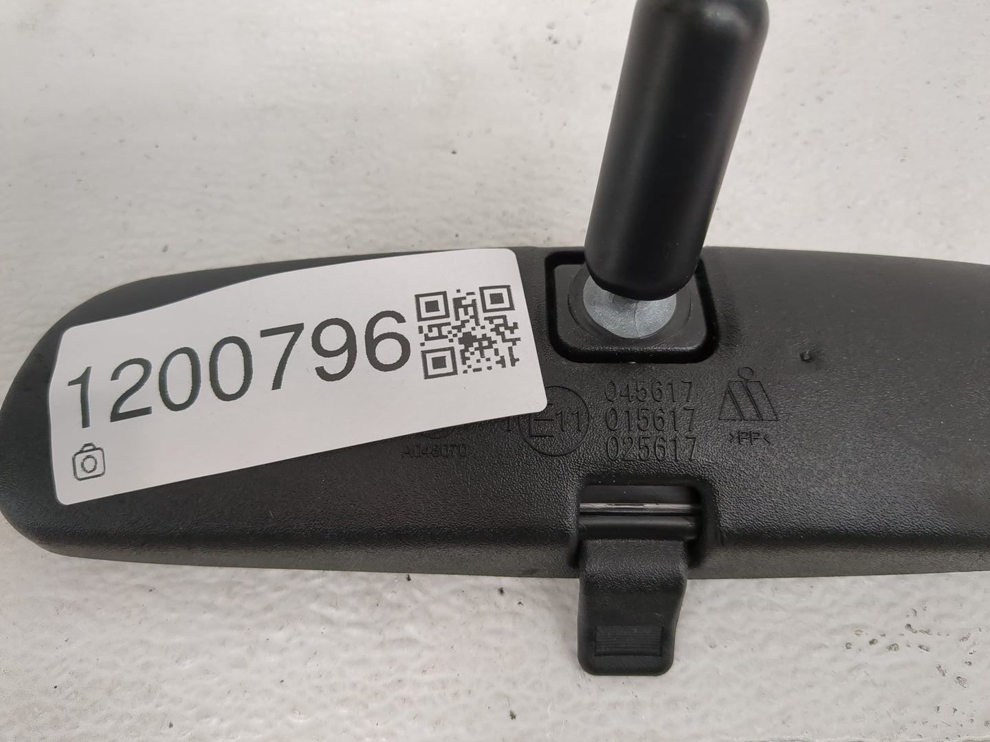 2016-2017 Honda Accord Interior Rear View Mirror Replacement OEM P/N:E11025617 E11015617 Fits OEM Used Auto Parts - Oemuseda