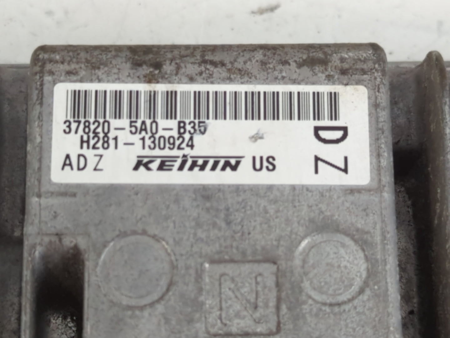 2016-2017 Honda Accord PCM Engine Control Computer ECU ECM PCU OEM P/N:37820-5A0-B35 Fits Fits 2016 2017 OEM Used Auto Parts