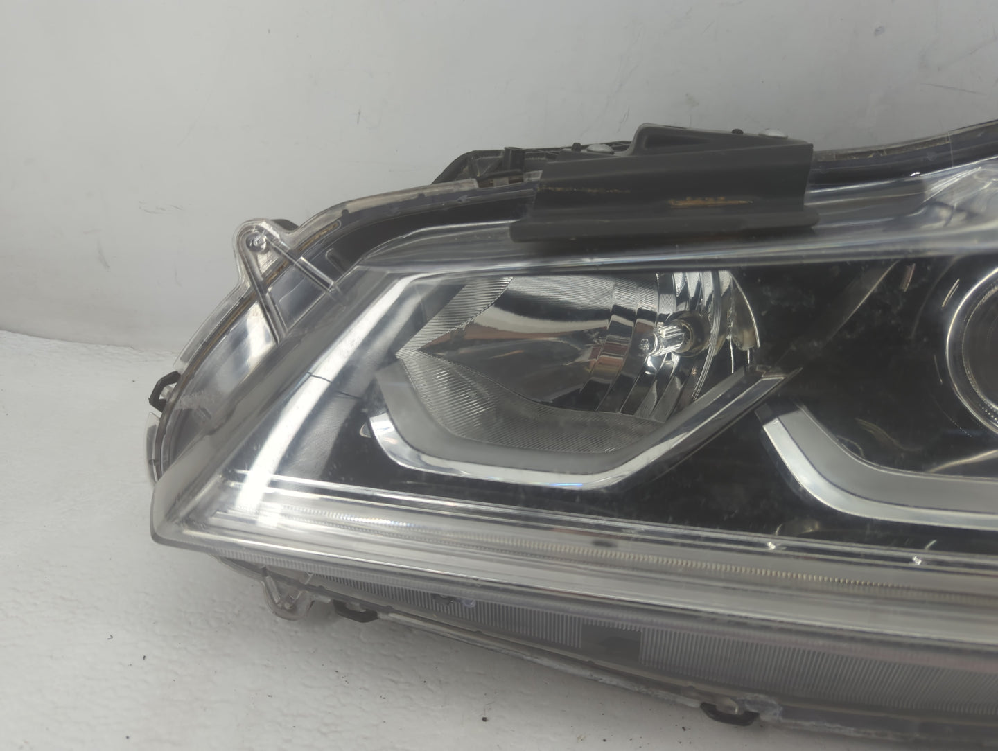 2016-2017 Honda Accord Driver Left Oem Head Light Headlight Lamp - Oemusedautoparts1.com