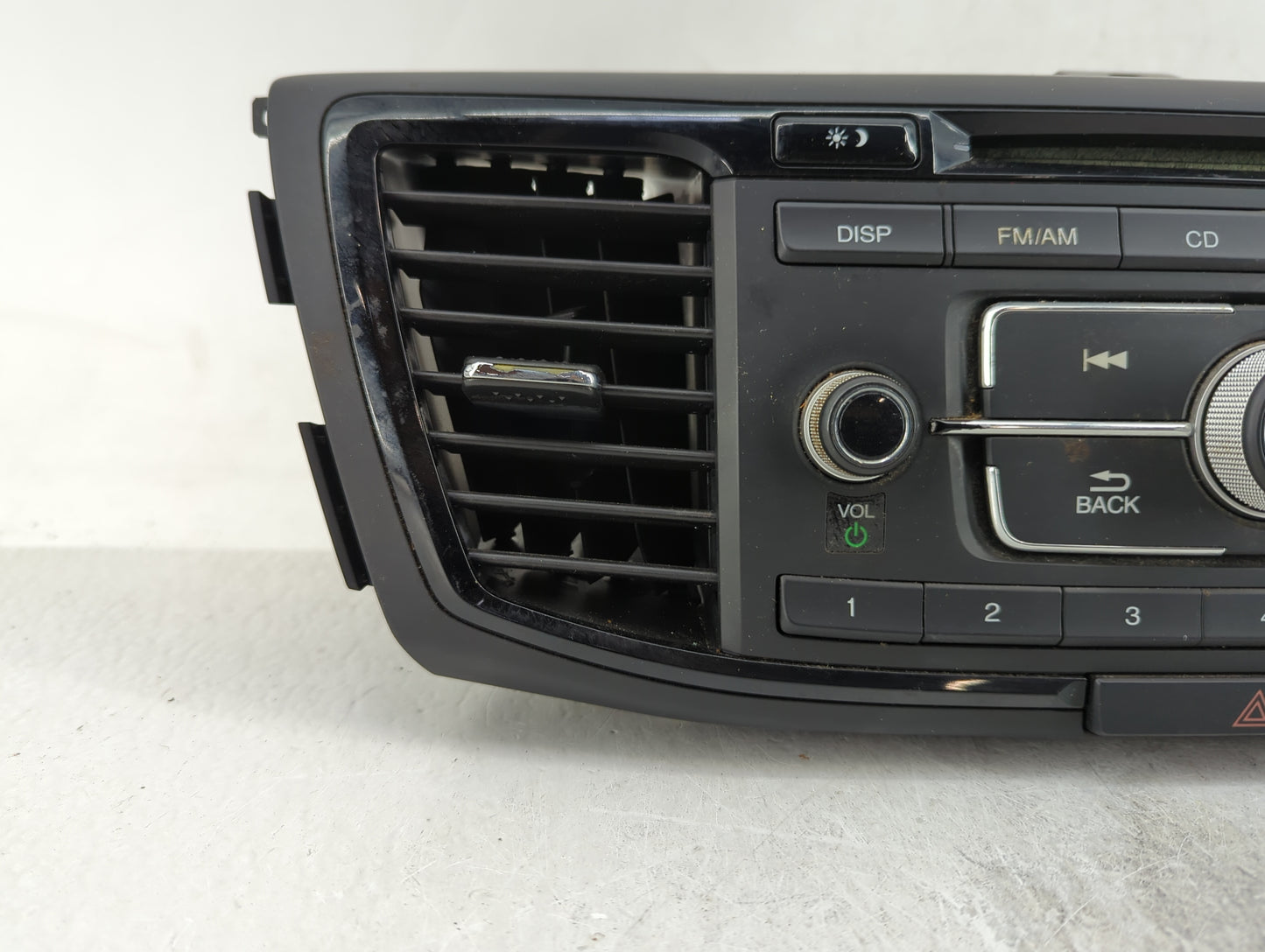 2016-2017 Honda Accord Radio AM FM Cd Player Receiver Replacement P/N:39100-T2A-A121 Fits Fits 2016 2017 OEM Used Auto Parts