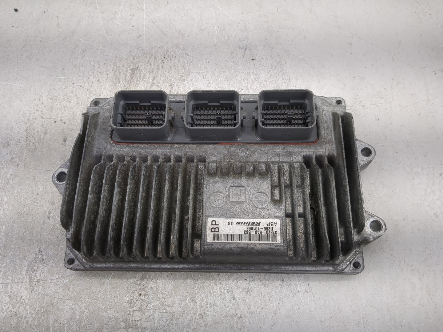 2016-2017 Honda Accord PCM Engine Control Computer ECU ECM PCU OEM P/N:37820-5A0-B63 H286-101868 Fits Fits 2016 2017 OEM Use