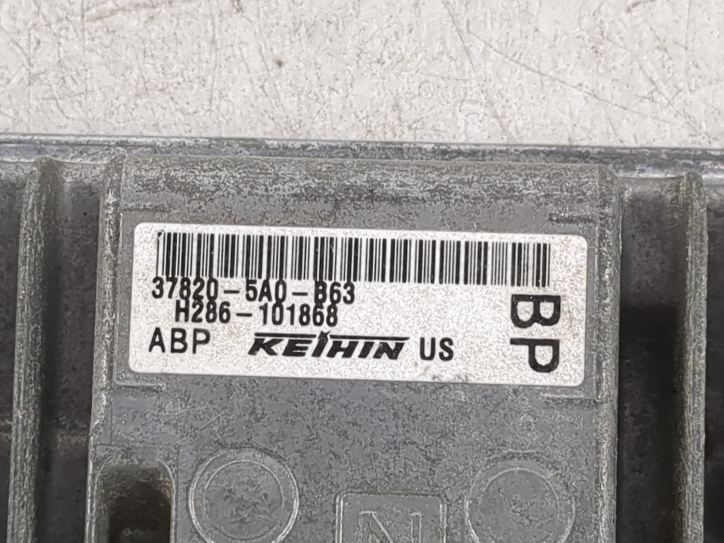 2016-2017 Honda Accord PCM Engine Control Computer ECU ECM PCU OEM P/N:37820-5A0-B63 H286-101868 Fits Fits 2016 2017 OEM Use