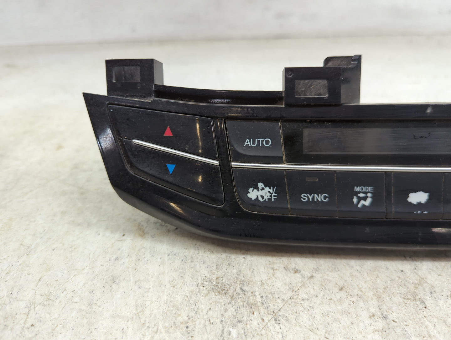 2016 Honda Accord Climate Control Module Temperature AC/Heater Replacement P/N:79600T2FA710M1 Fits OEM Used Auto Parts - Oem