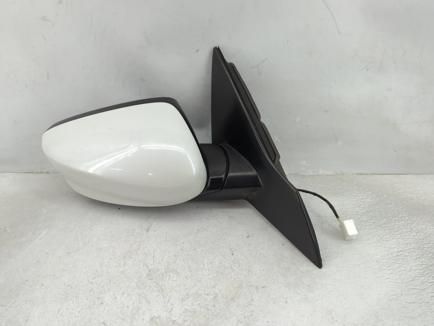2013-2017 Honda Accord Passenger Right Side View Manual Door Mirror - Oemusedautoparts1.com