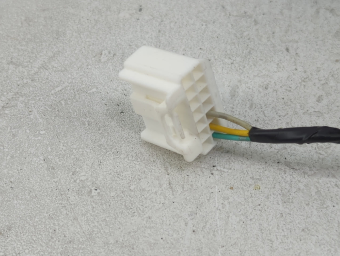 2013-2017 Honda Accord Passenger Right Side View Manual Door Mirror - Oemusedautoparts1.com