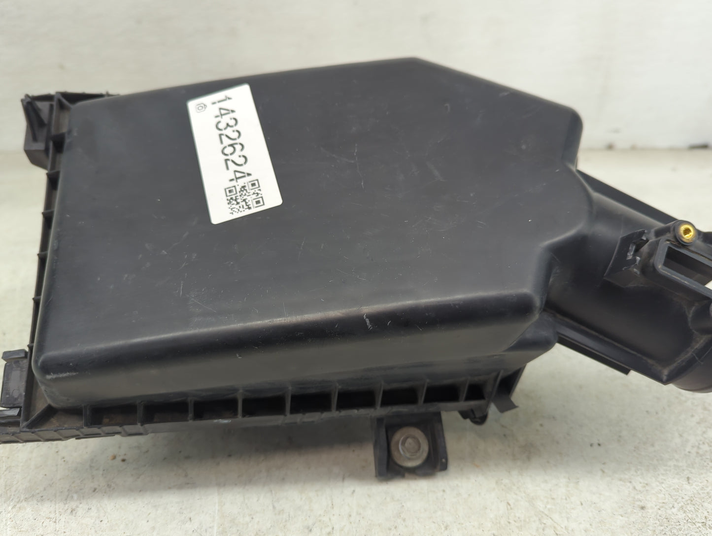 2013-2017 Honda Accord Air Cleaner Intake-duct Hose Tube - Oemusedautoparts1.com