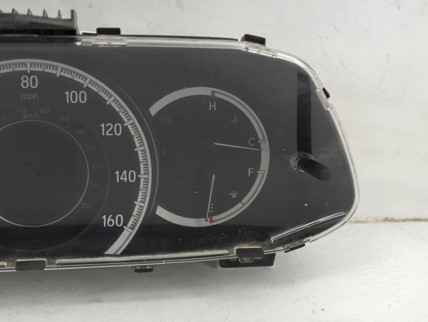 2016-2017 Honda Accord Instrument Cluster Speedometer Gauges P/N:78100-T2G Fits Fits 2016 2017 OEM Used Auto Parts - Oemused