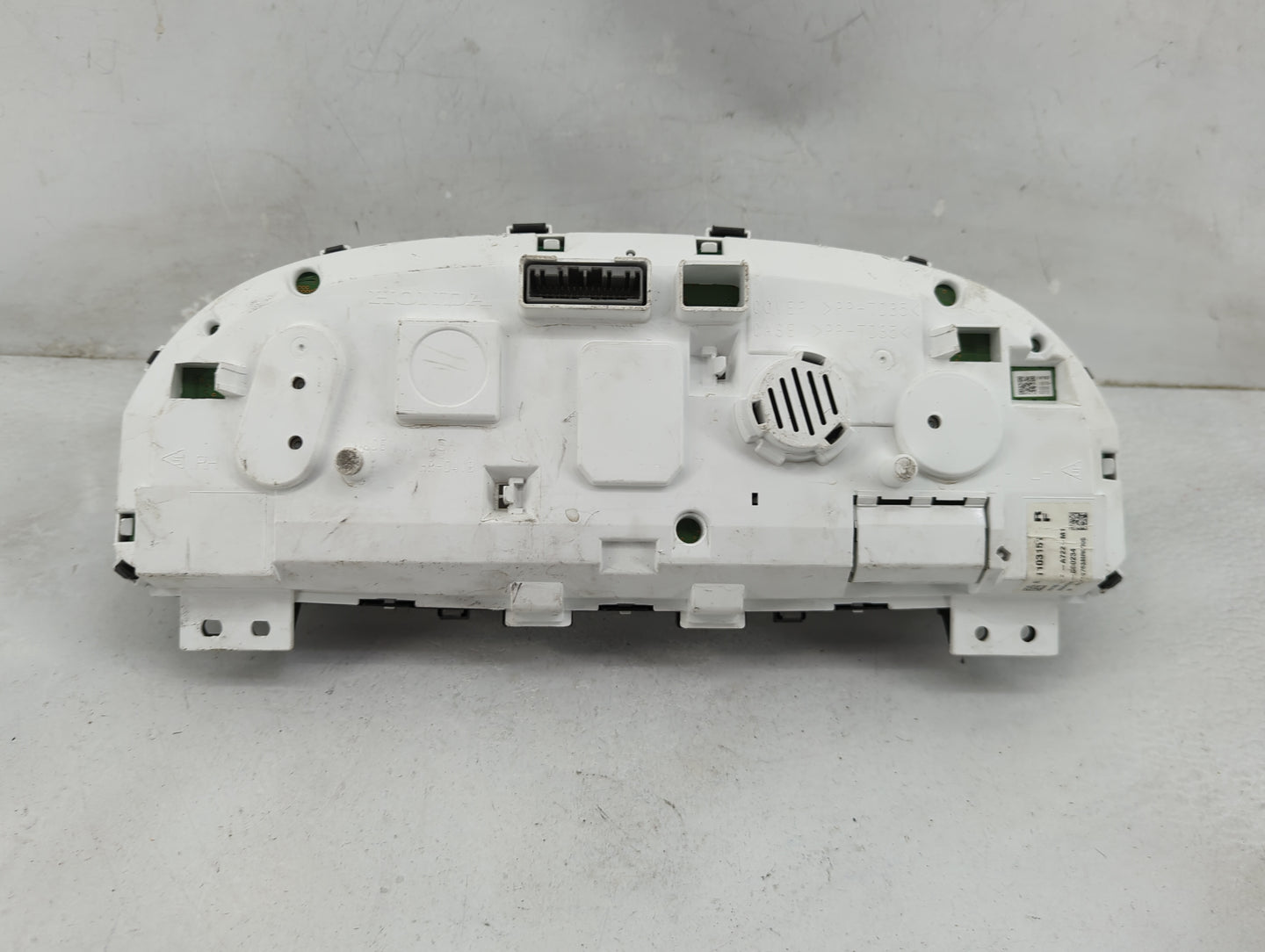 2016 Honda Accord Instrument Cluster Speedometer Gauges P/N:78100-A722-M1 Miles: Fits OEM Used Auto Parts - Oemusedautoparts