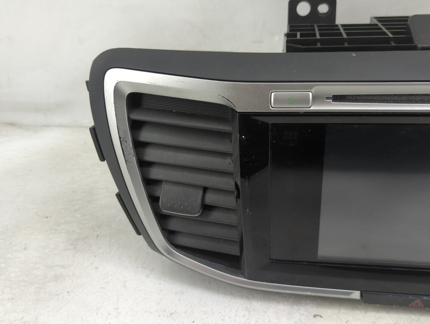 2016 Honda Accord Information Display Screen - Oemusedautoparts1.com