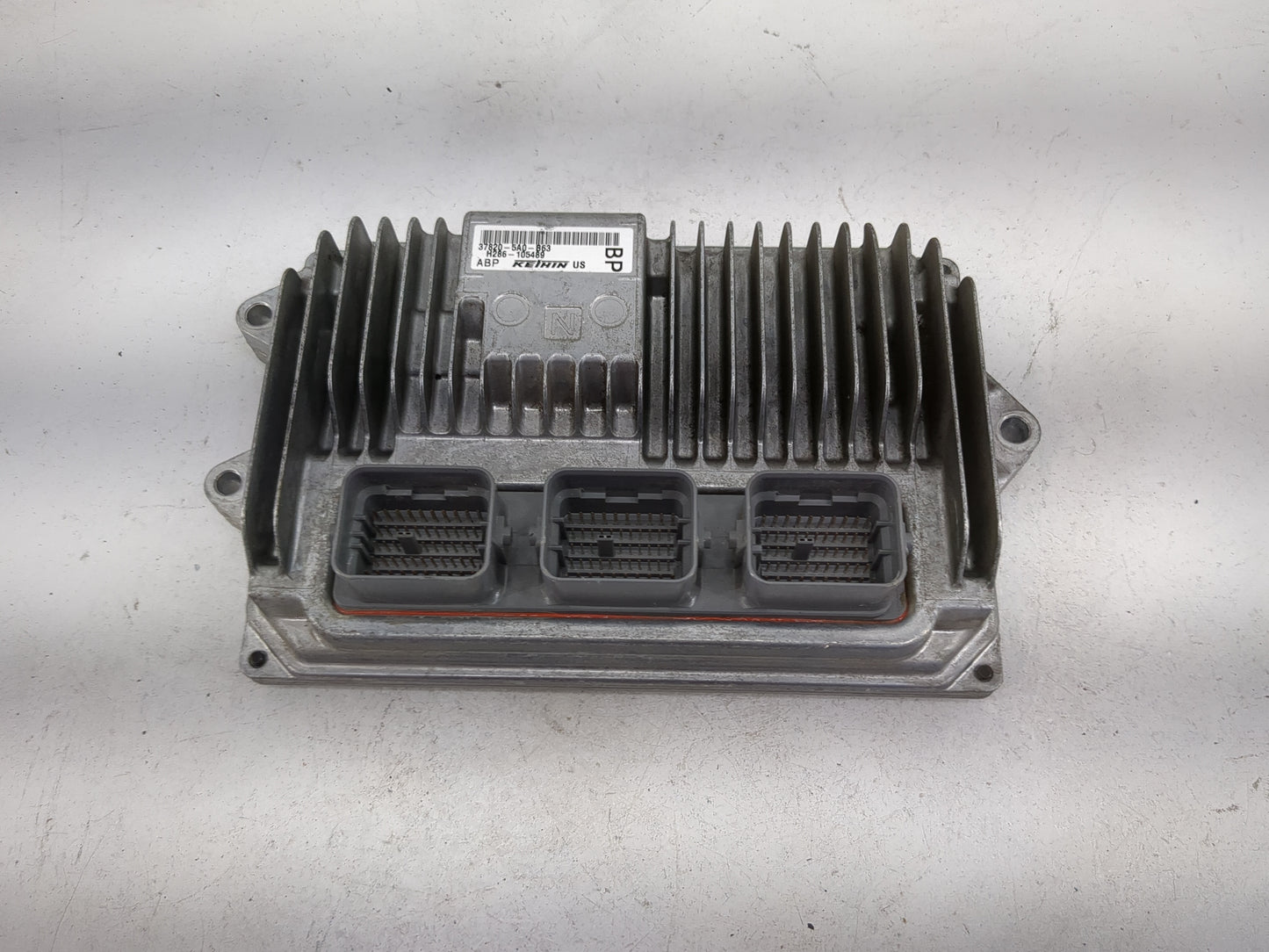 2016-2017 Honda Accord PCM Engine Control Computer ECU ECM PCU OEM P/N:37820-5A0-B63 Fits Fits 2016 2017 OEM Used Auto Parts