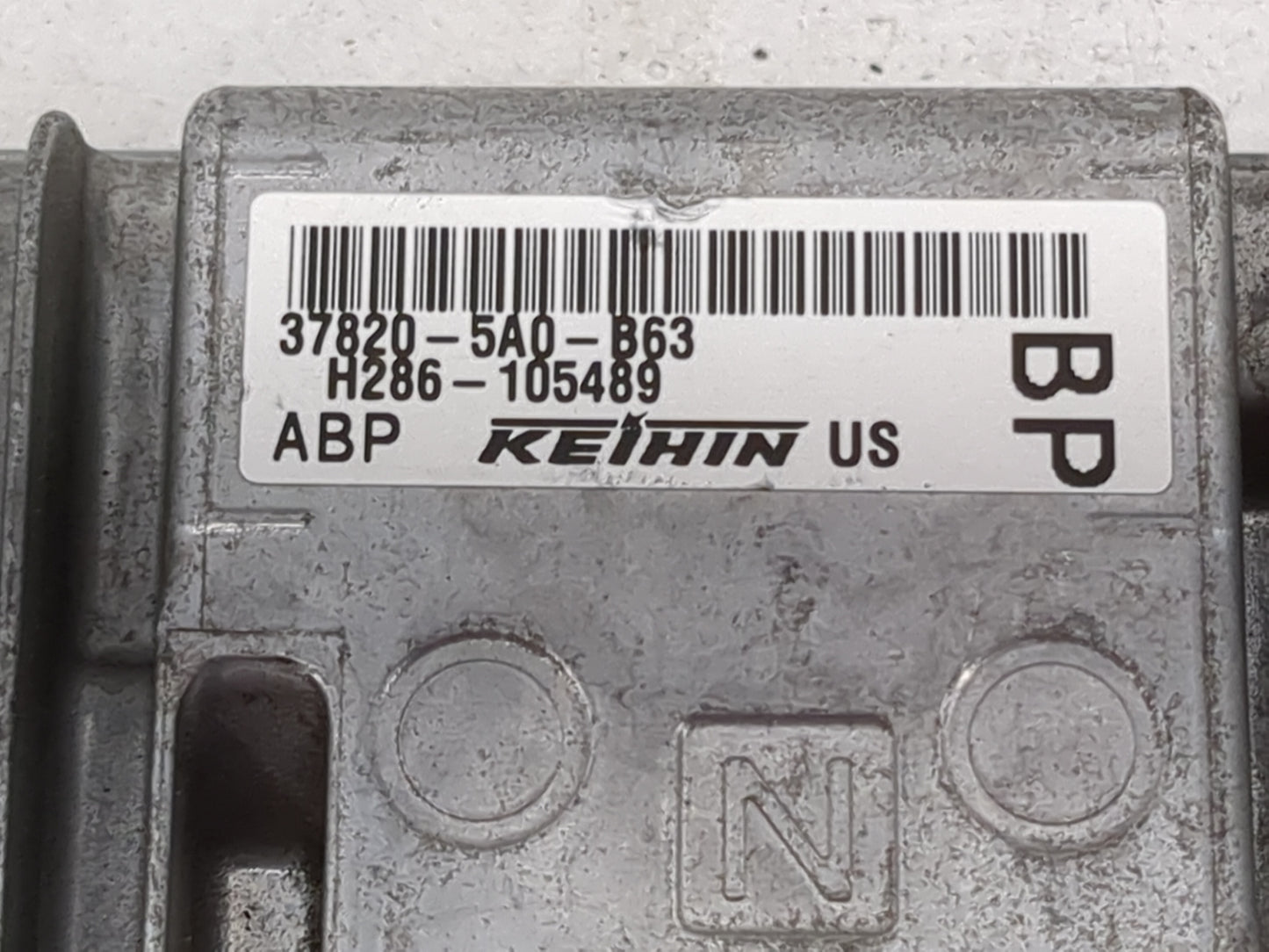 2016-2017 Honda Accord PCM Engine Control Computer ECU ECM PCU OEM P/N:37820-5A0-B63 Fits Fits 2016 2017 OEM Used Auto Parts