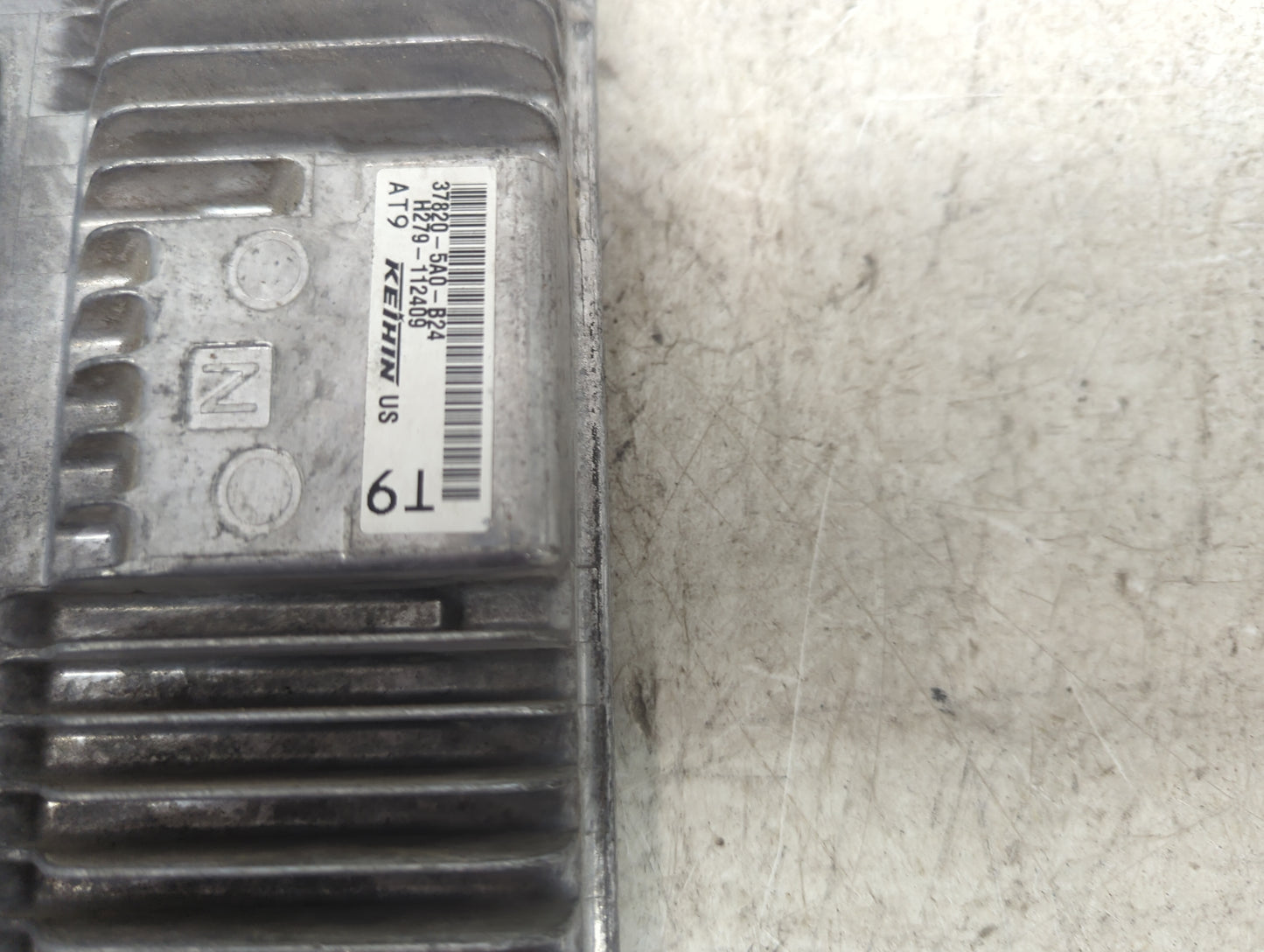 2016-2017 Honda Accord PCM Engine Control Computer ECU ECM PCU OEM P/N:37820-5A0-B24 H279-112409 Fits Fits 2016 2017 OEM Use