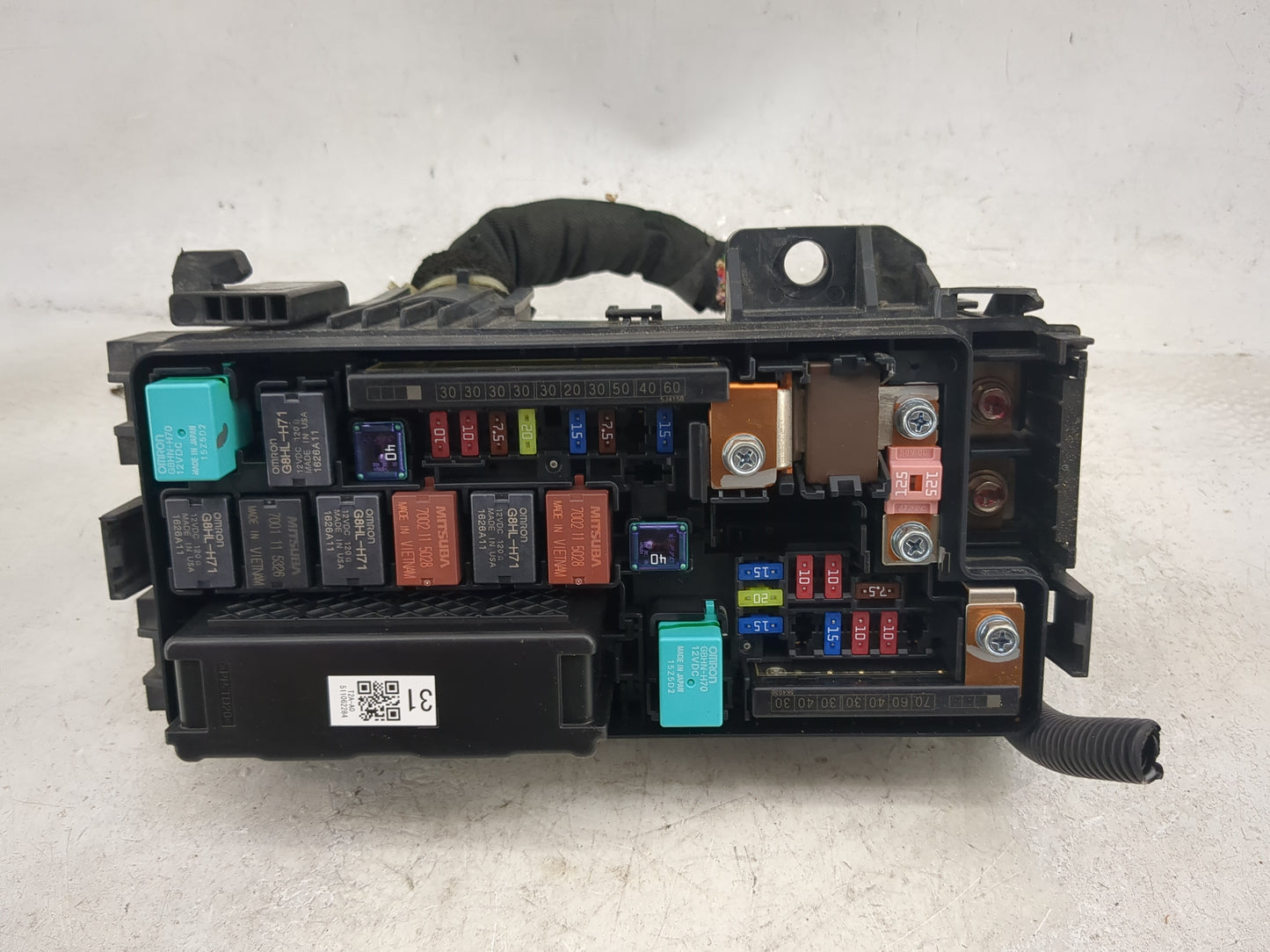 2013-2017 Honda Accord Fusebox Fuse Box Panel Relay Module P/N:0060030805392 Fits Fits 2013 2014 2015 2016 2017 OEM Used Aut