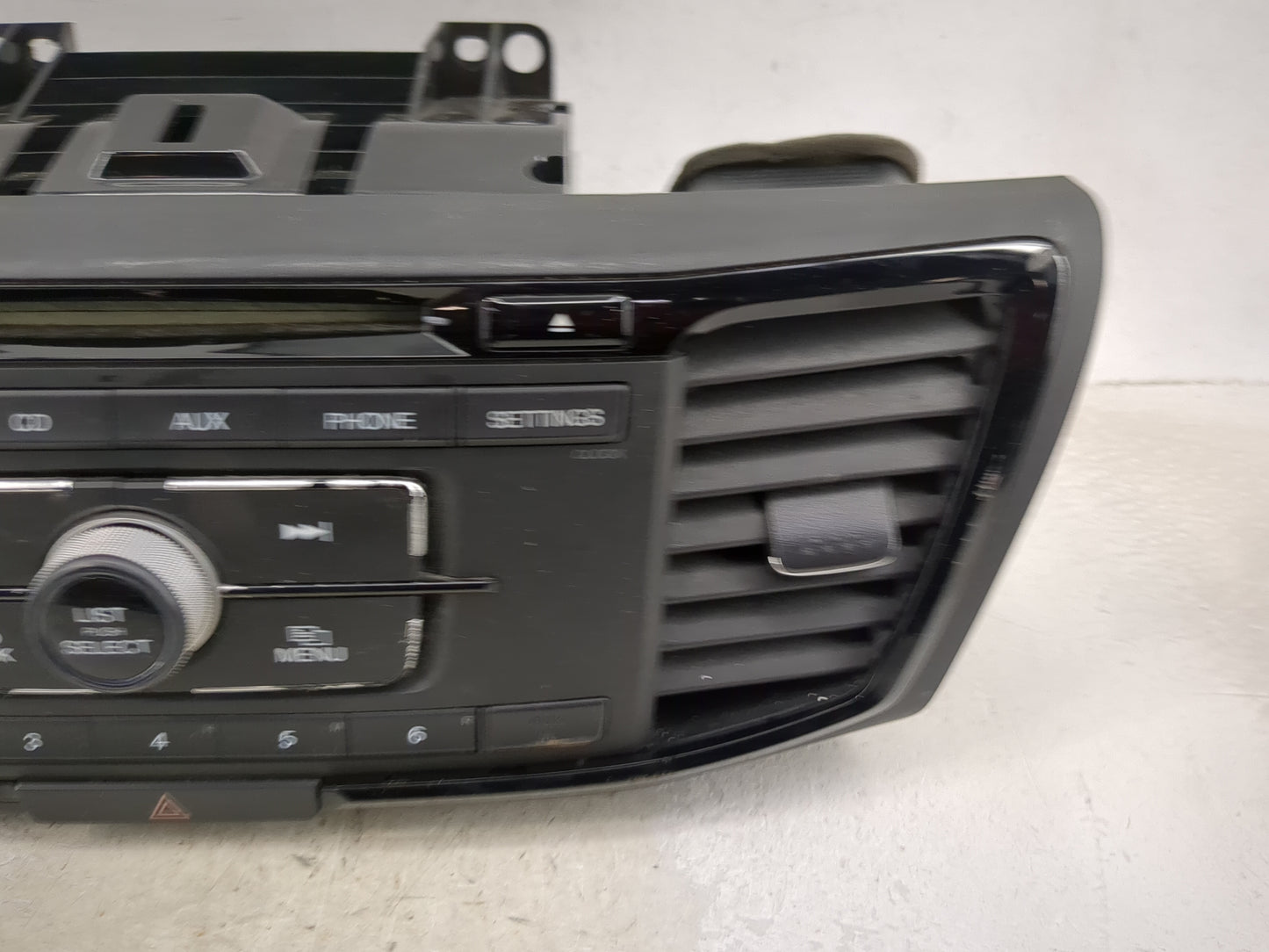 2016 Honda Accord Radio AM FM Cd Player Receiver Replacement P/N:39100-T3L-A101 AJDK070, DEH-3058 Fits OEM Used Auto Parts -