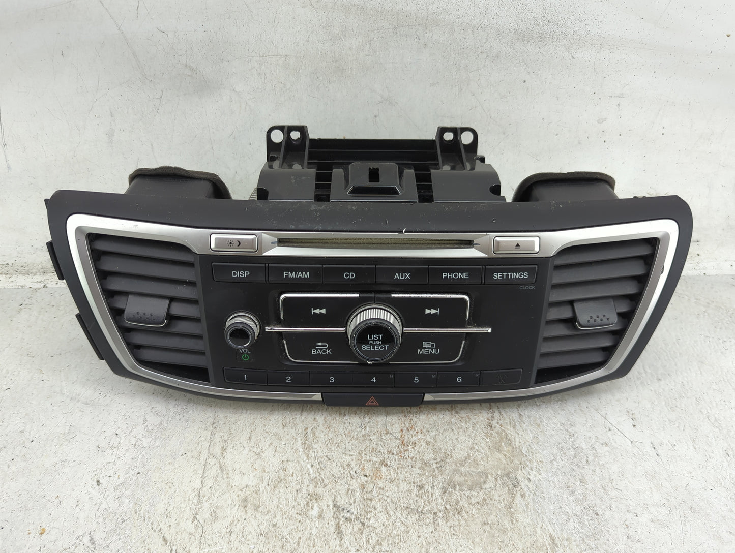 2016-2017 Honda Accord Radio AM FM Cd Player Receiver Replacement P/N:CD9806ZHXUWL U064379, CWT1644, U019297 Fits Fits 2016 