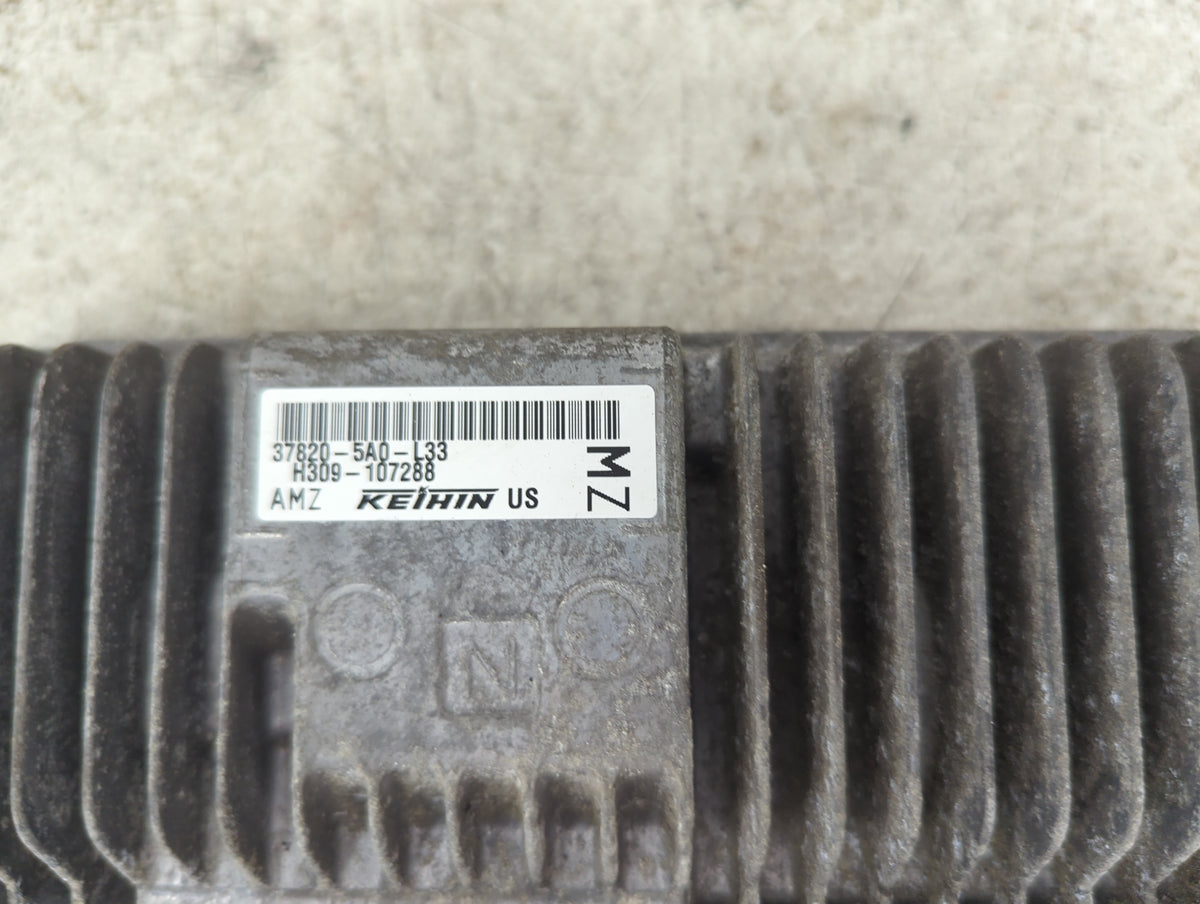 2016-2017 Honda Accord PCM Engine Control Computer ECU ECM PCU OEM P/N:37820-5A0-L33 Fits Fits 2016 2017 OEM Used Auto Parts