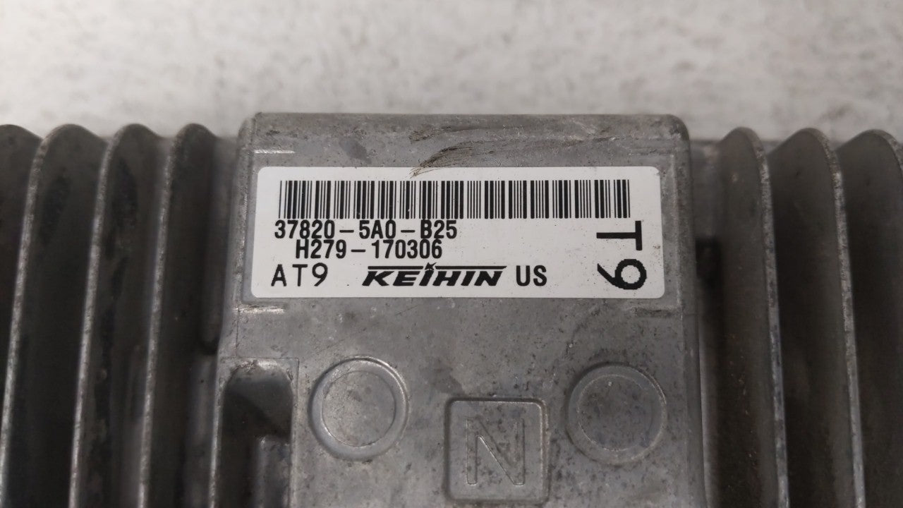 2016-2017 Honda Accord PCM Engine Control Computer ECU ECM PCU OEM P/N:37820-5A0-B25 Fits Fits 2016 2017 OEM Used Auto Parts
